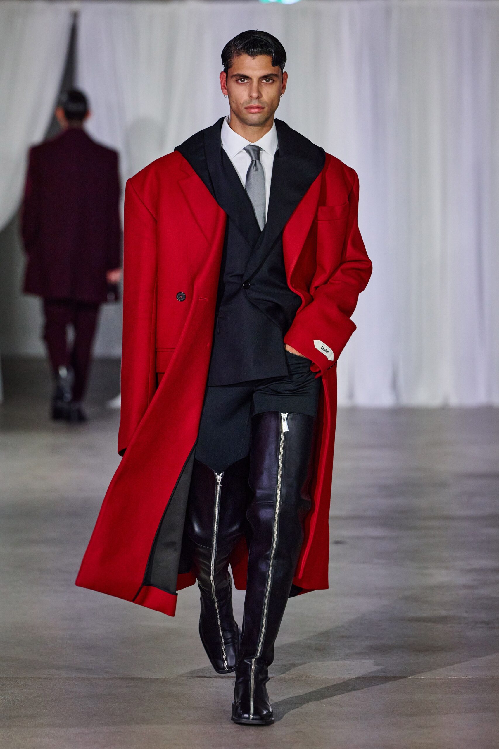 red wool long-sleeve oversized buttoned coat