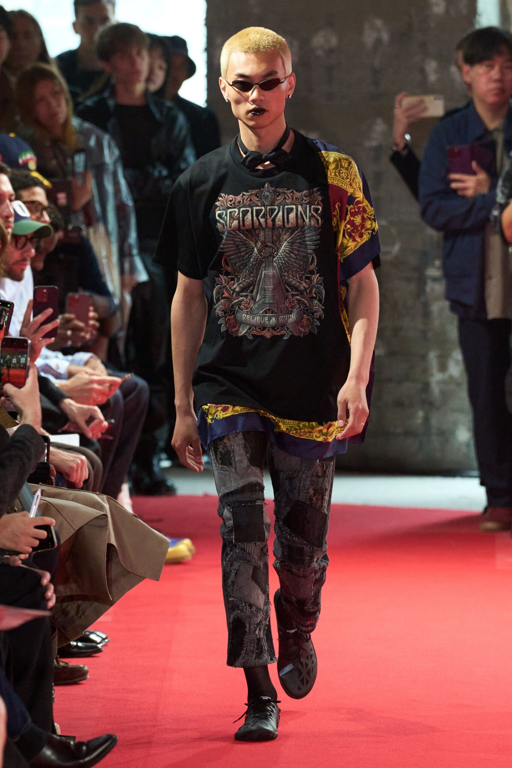 black printed t-shirt with denim pants