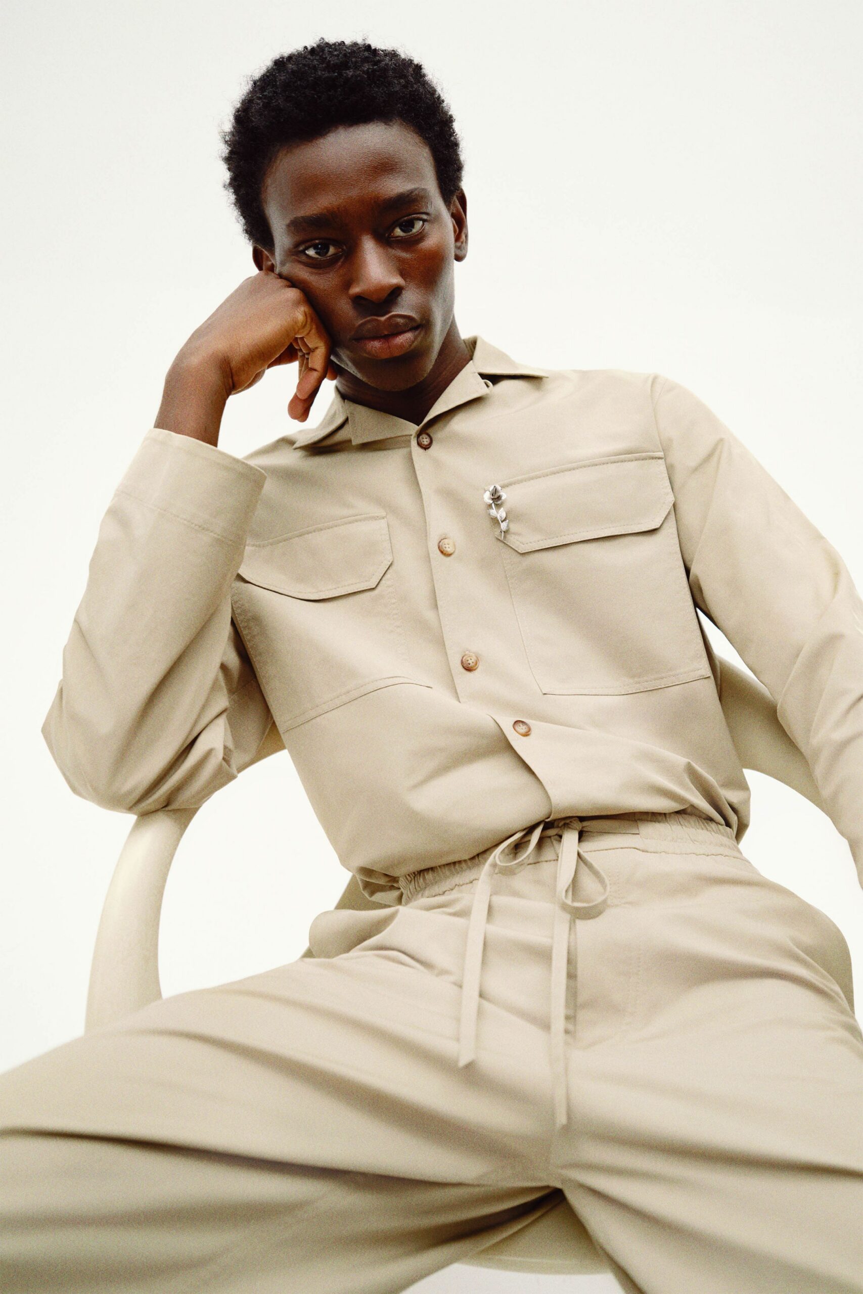 beige cotton long-sleeve collared relaxed buttoned pockets shirt