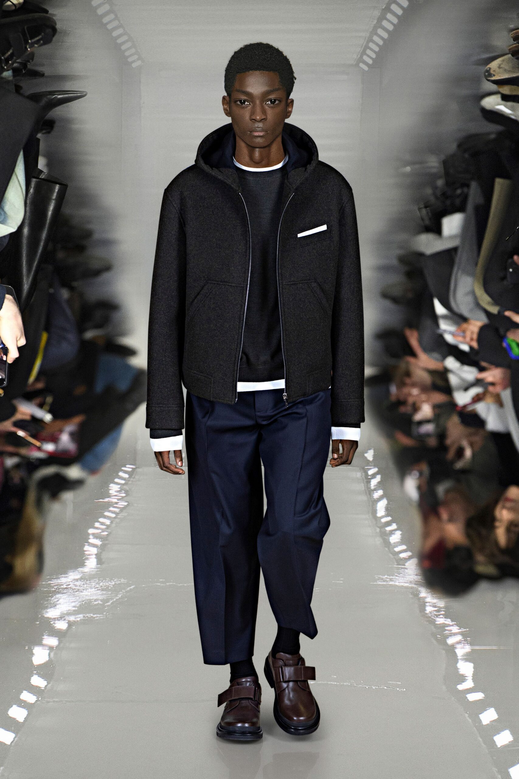 gray wool long-sleeve collared fitted jacket