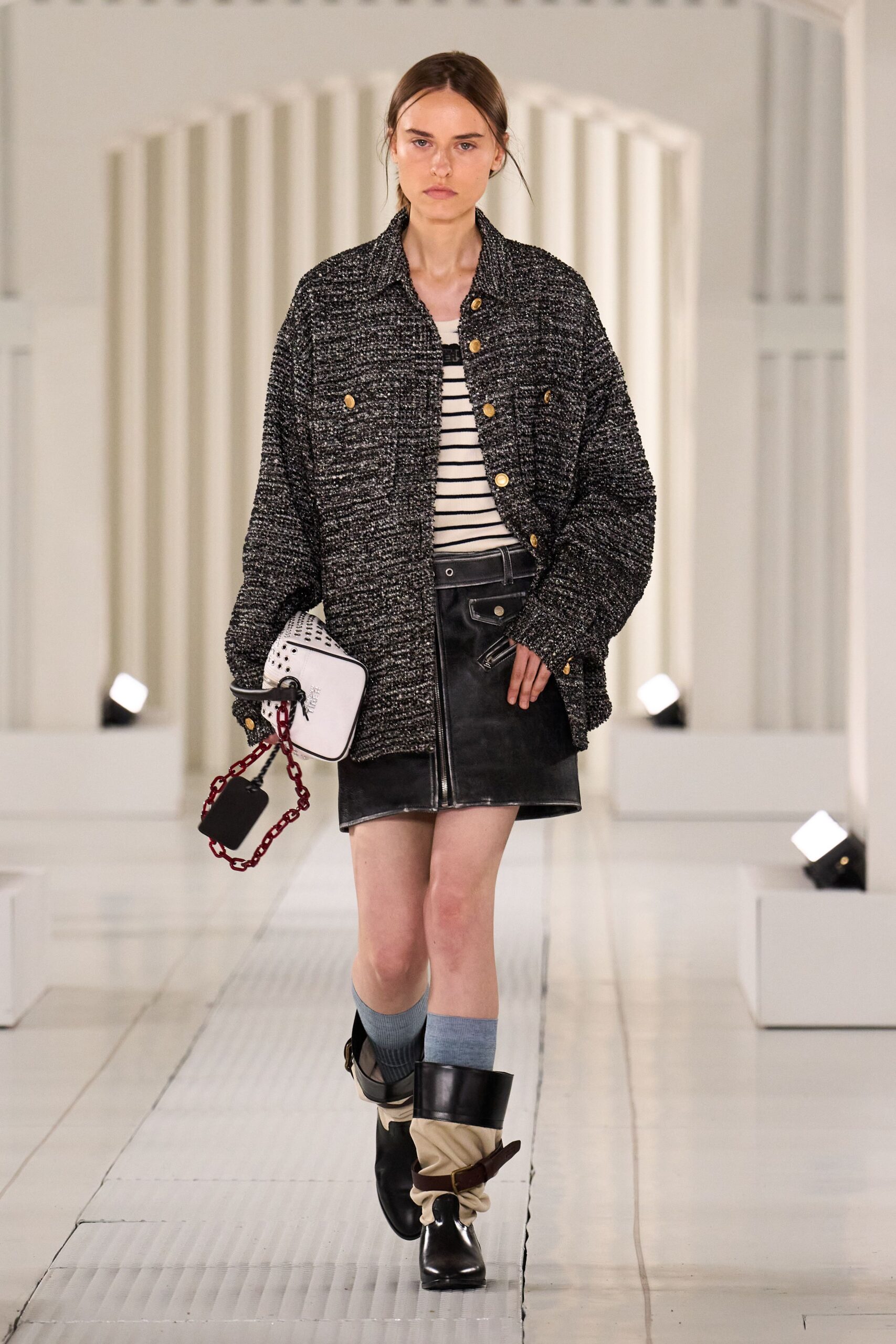 black cotton long-sleeve collared oversized buttoned jacket