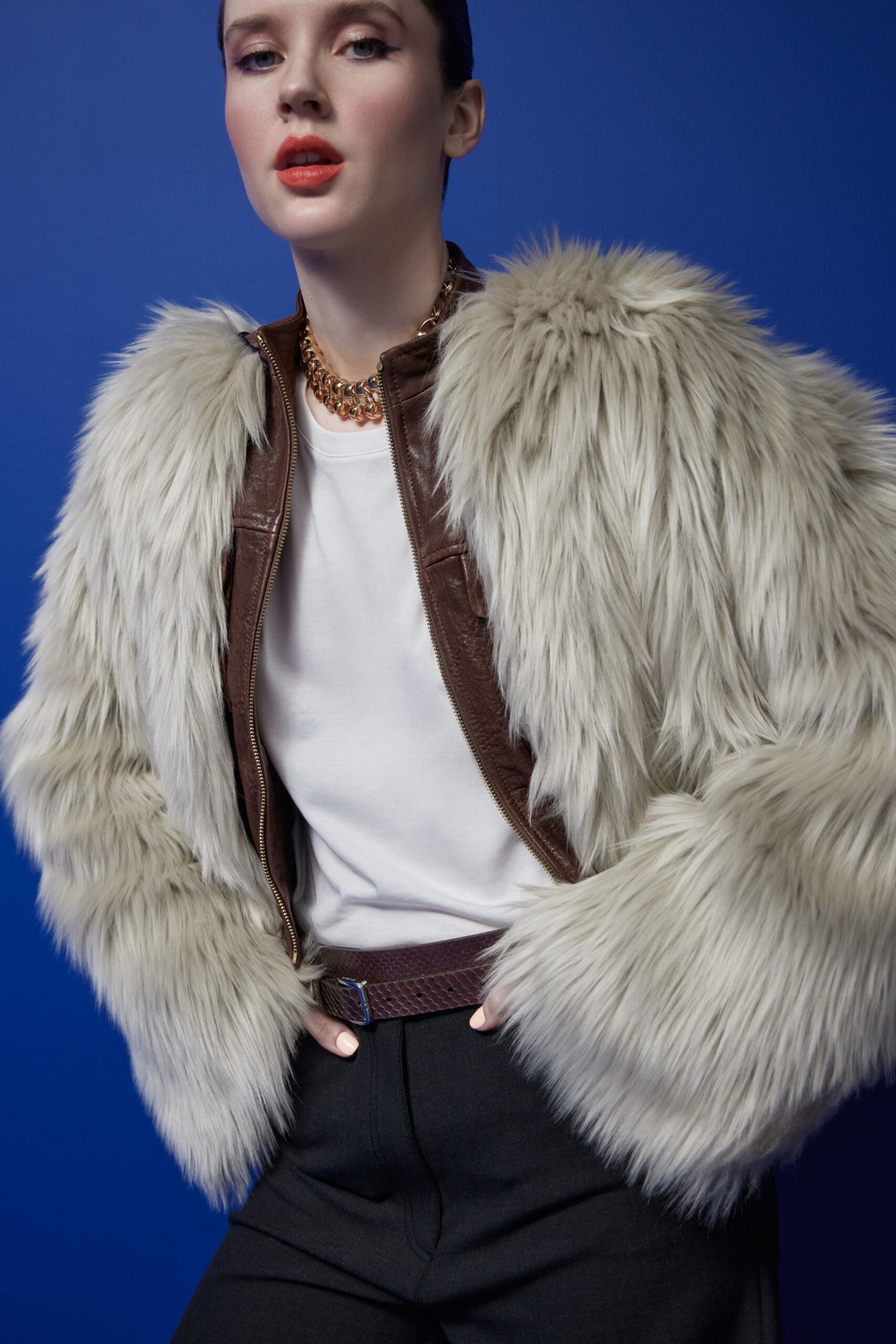 beige faux-fur long-sleeve relaxed layered jacket