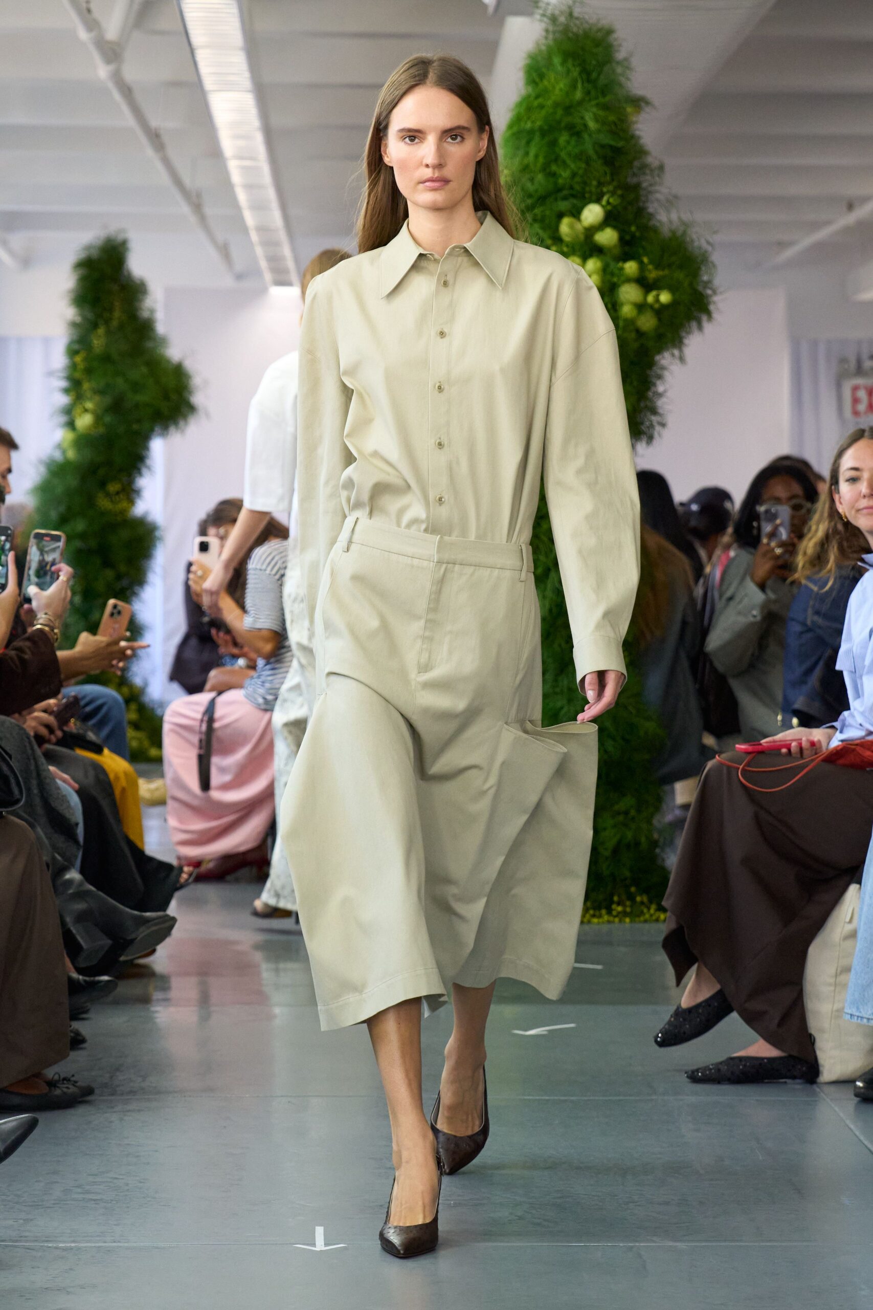 beige cotton long-sleeve collared relaxed buttoned pleated shirt-dress