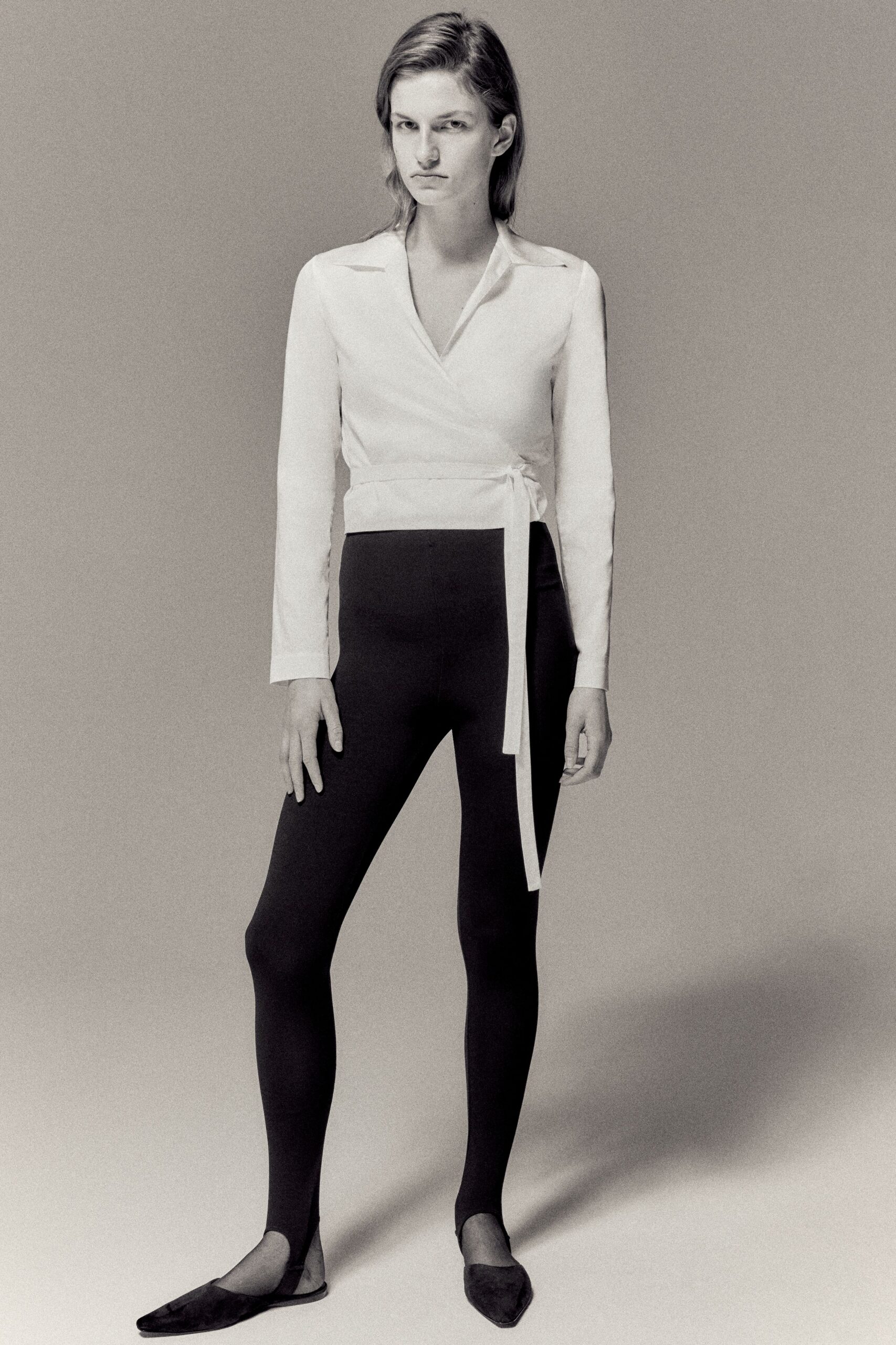 black cotton fitted leggings