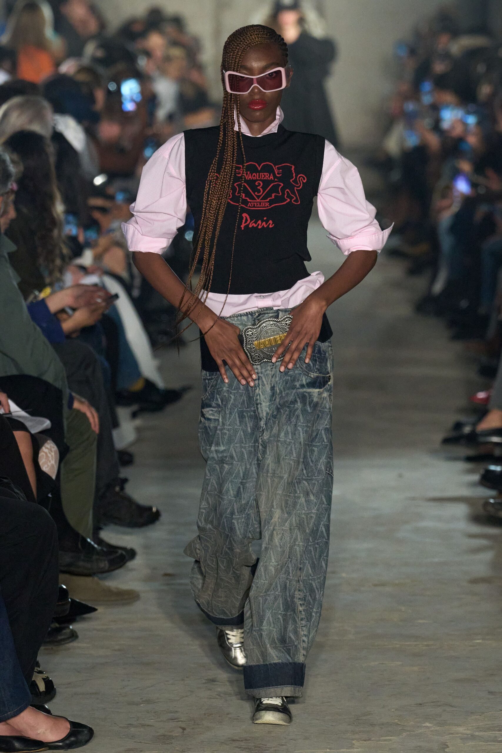 blue denim relaxed distressed pants
