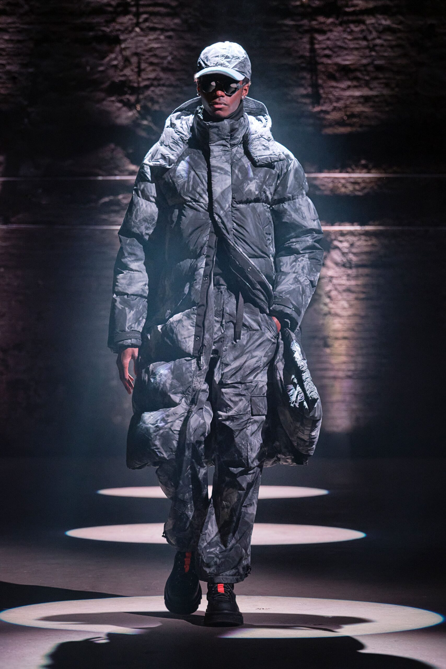 gray jersey long-sleeve collared relaxed camouflage maxi coat