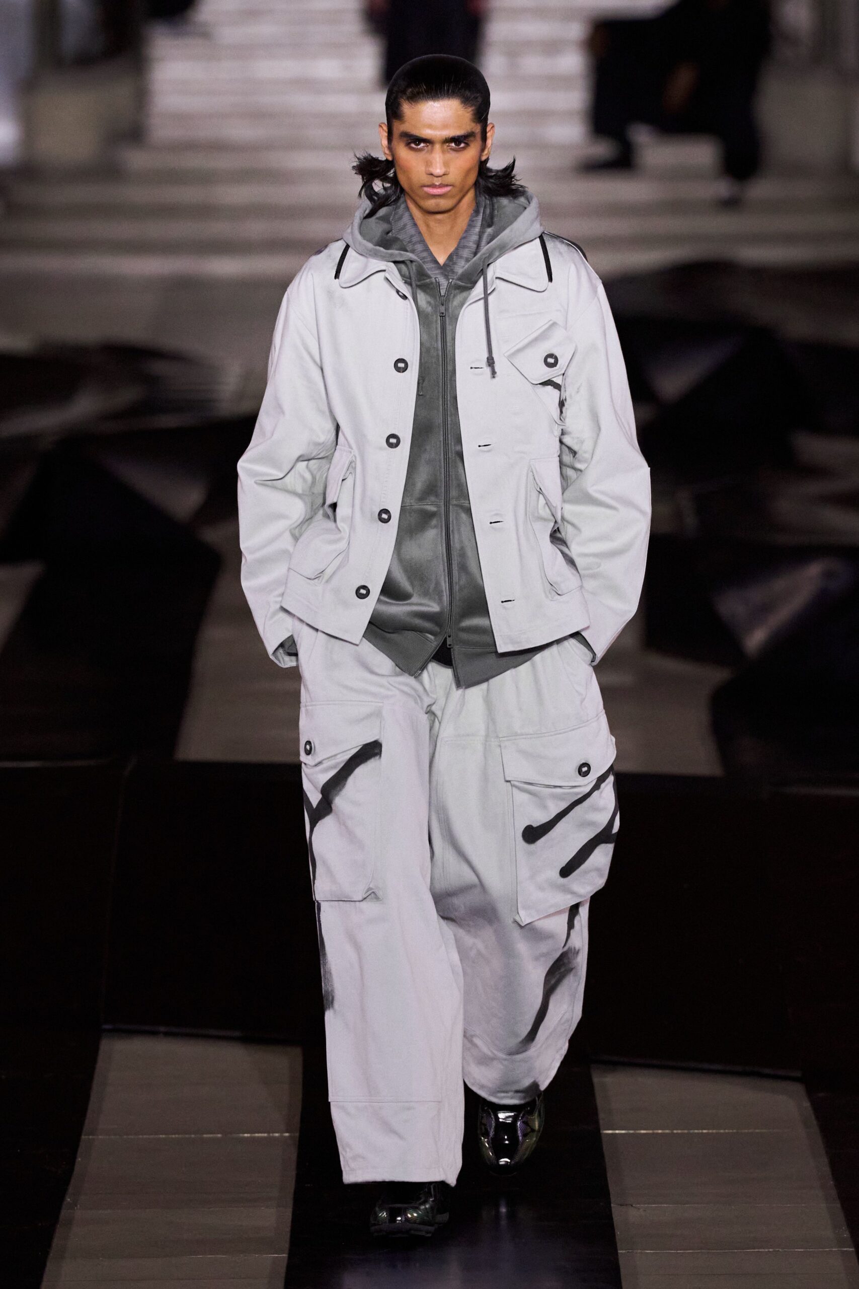 gray cotton relaxed cargo pants