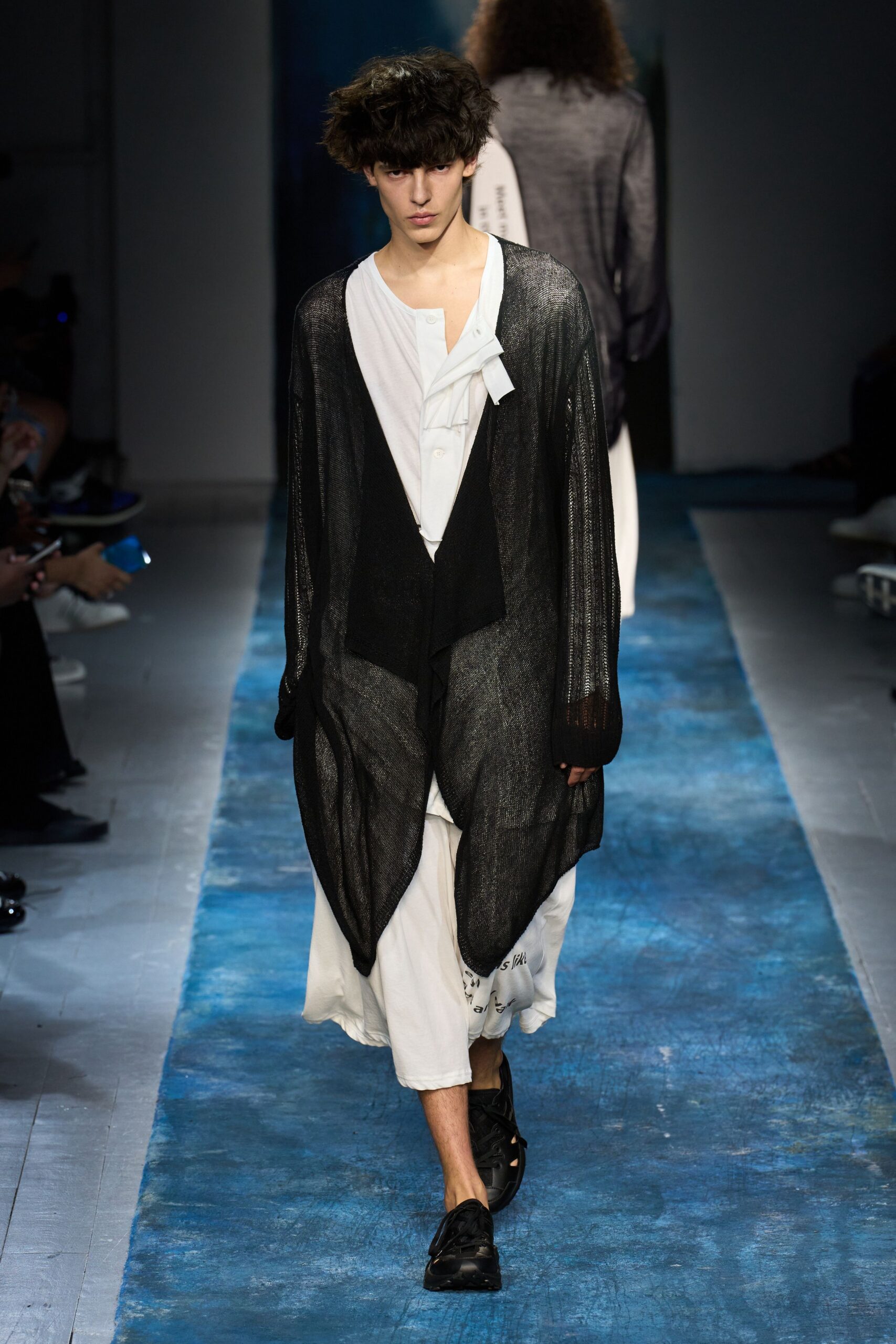 black silk long-sleeve relaxed layered flowing coat