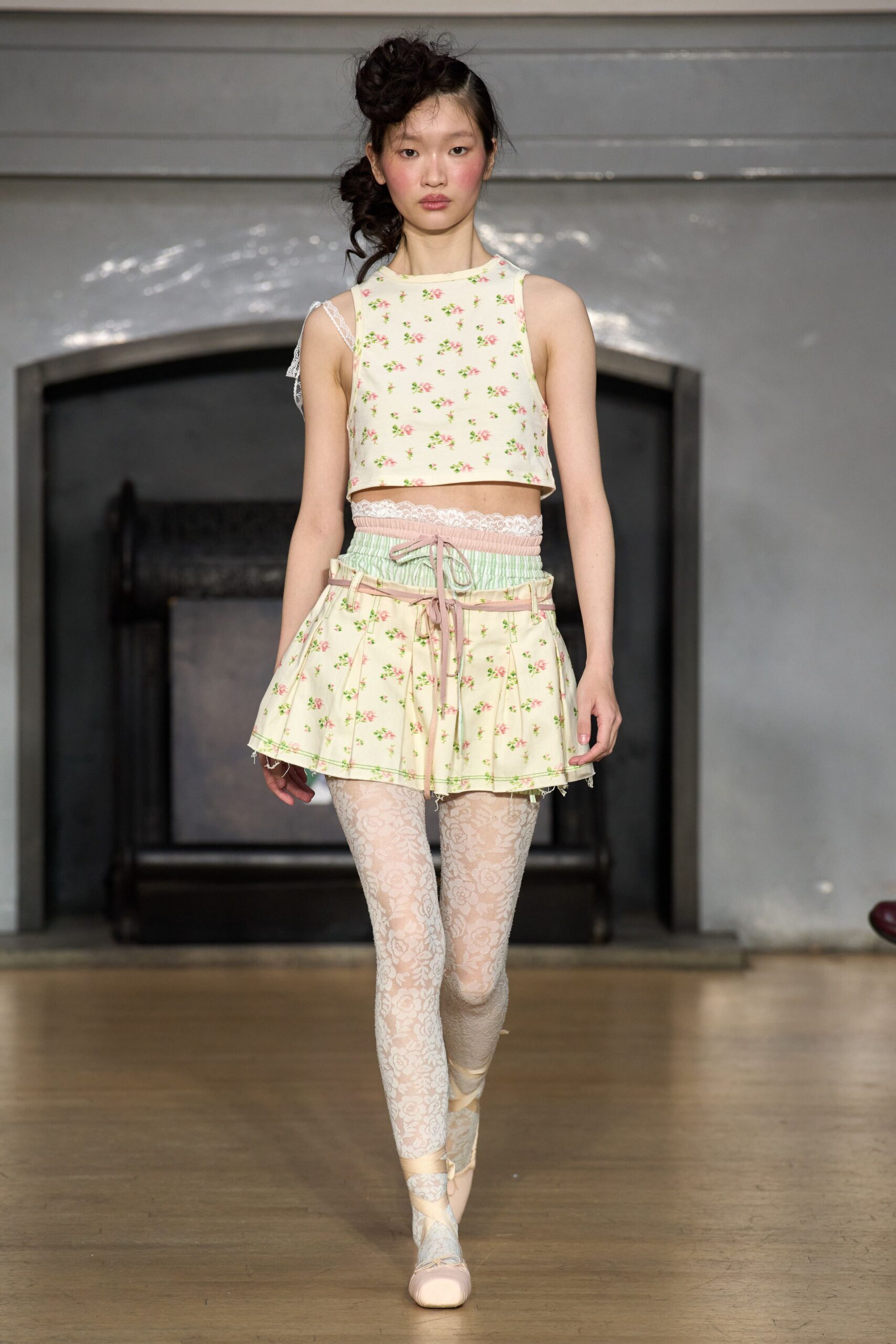 yellow cotton sleeveless fitted floral short crop-top