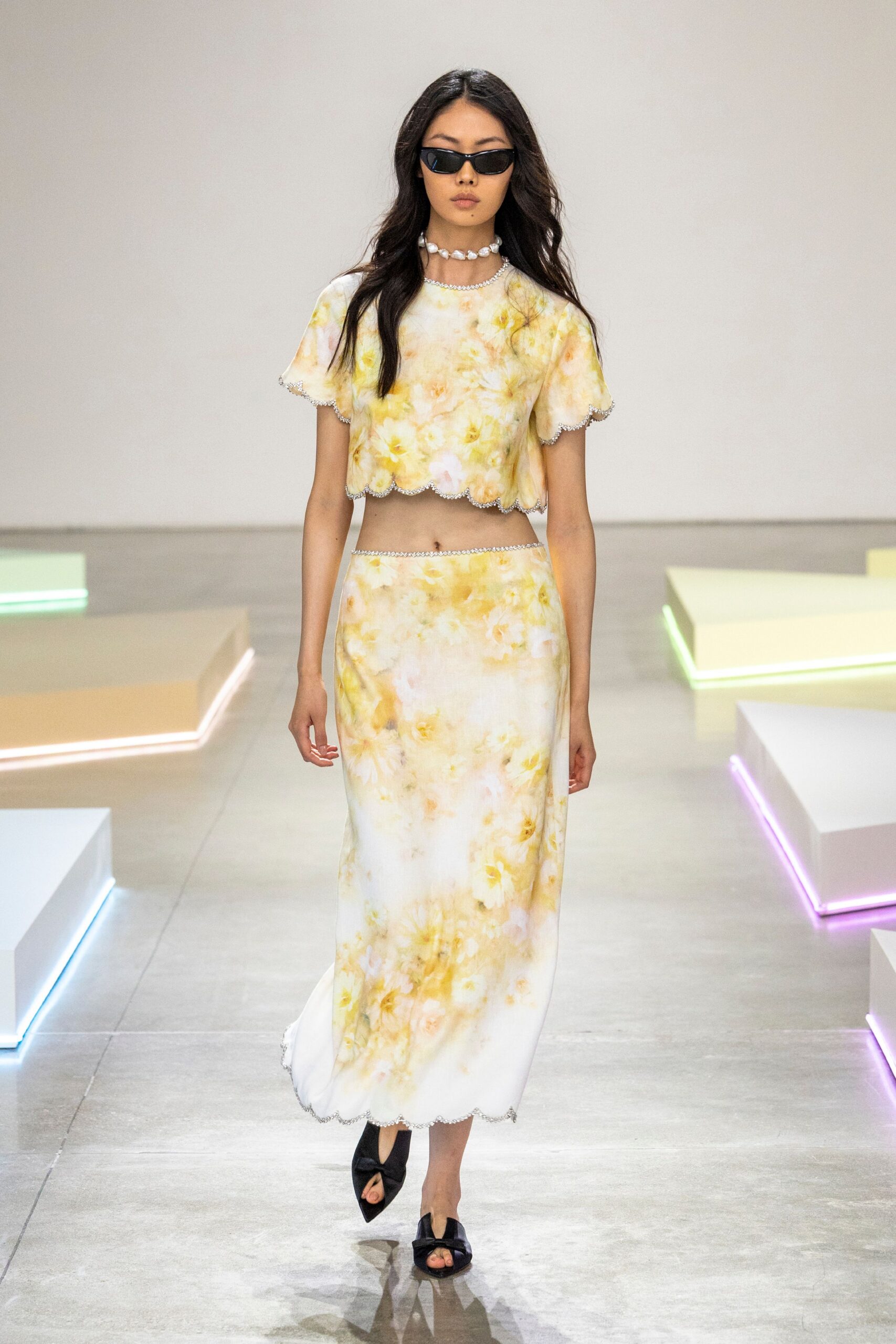 white cotton fitted floral tiered midi skirt