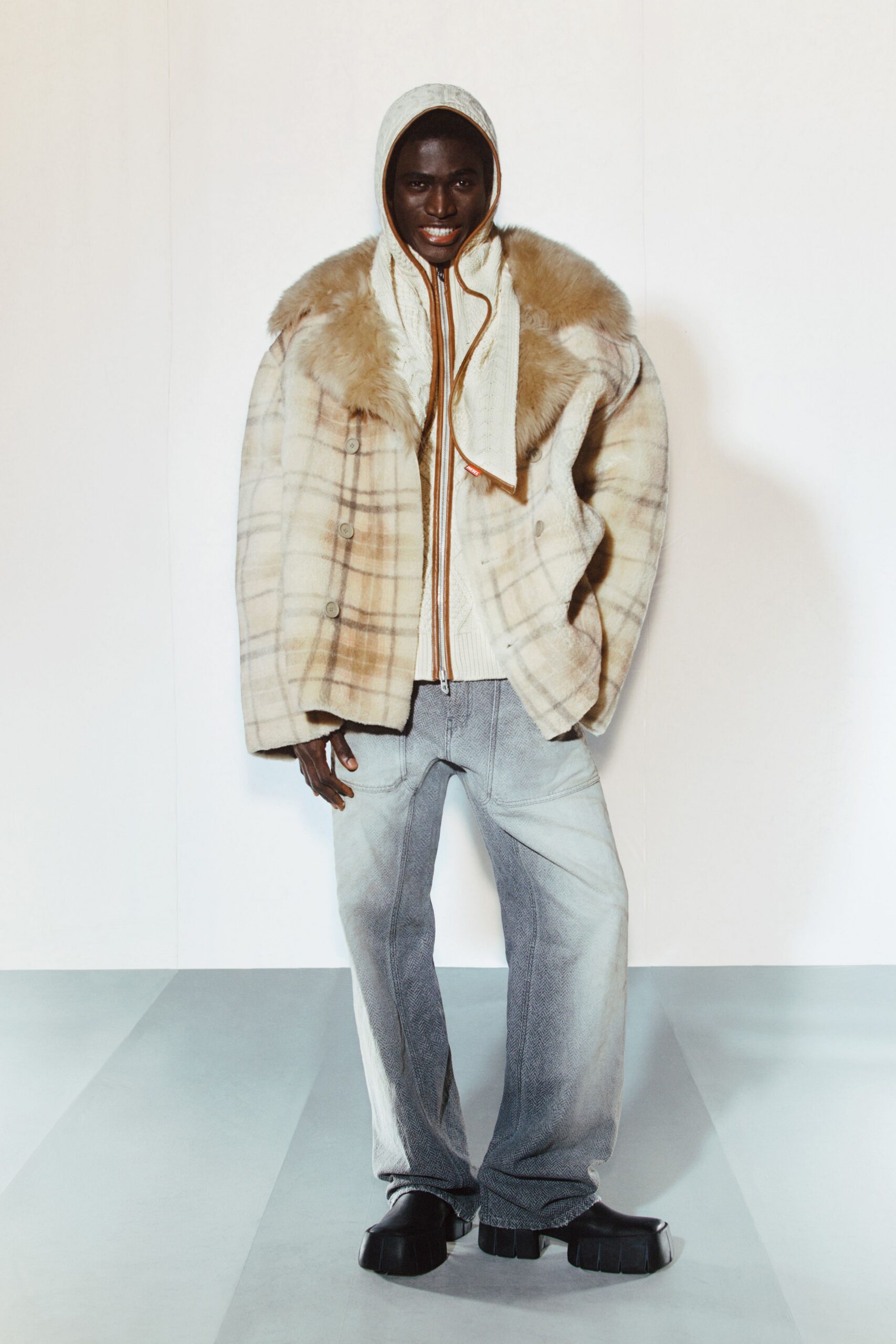 beige wool long-sleeve collared relaxed checked jacket