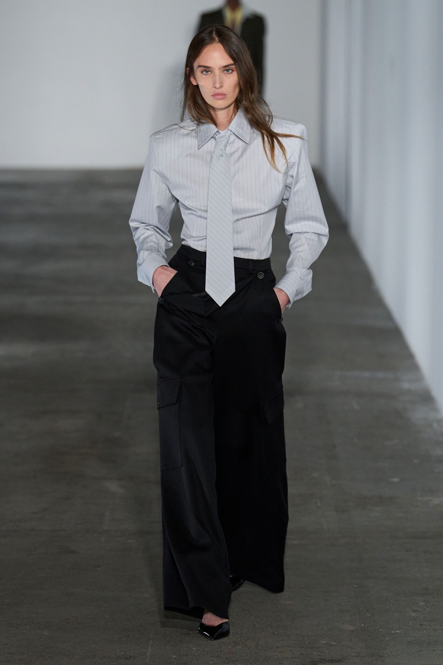 black cotton relaxed cargo pants