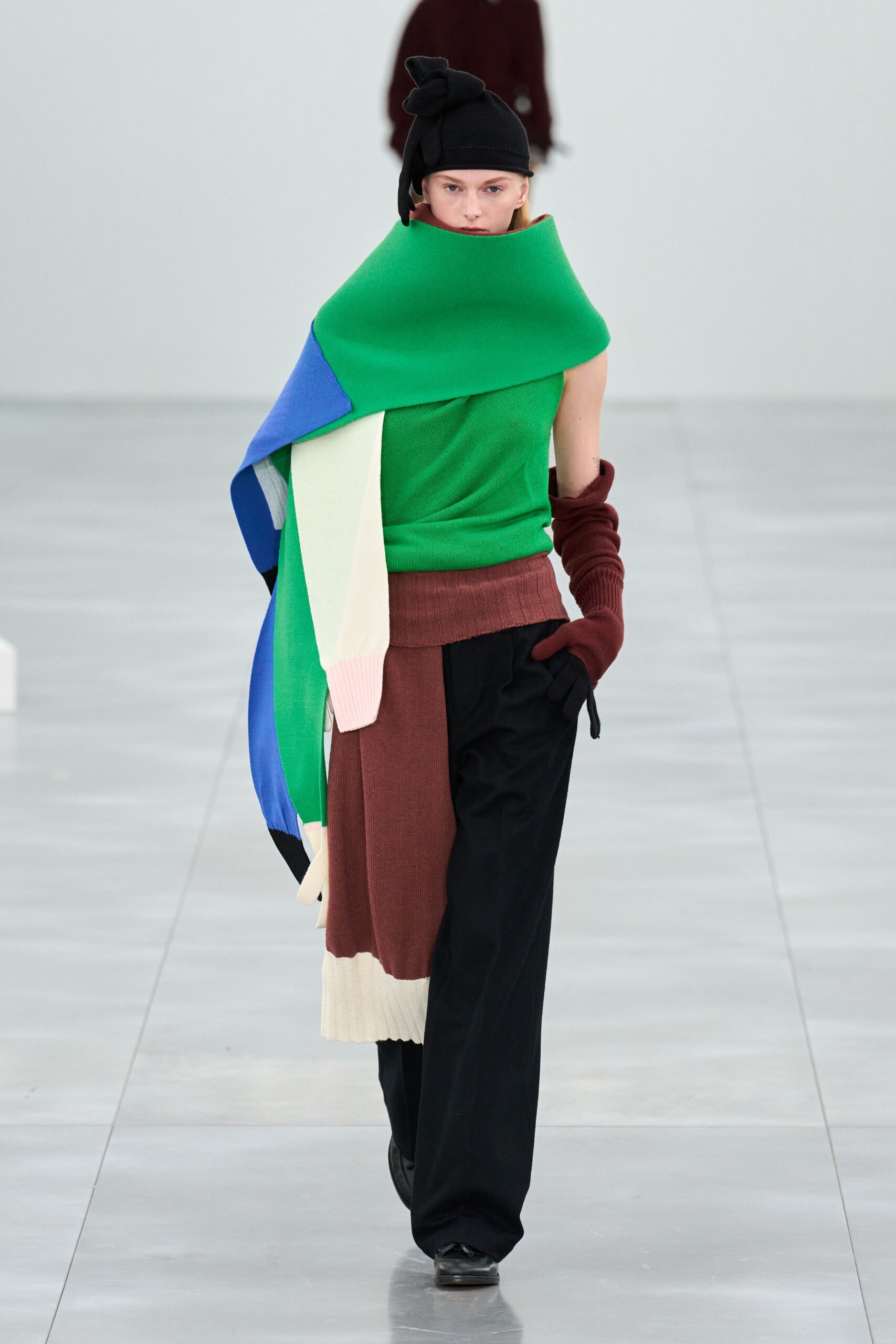 green cotton sleeveless fitted layered top