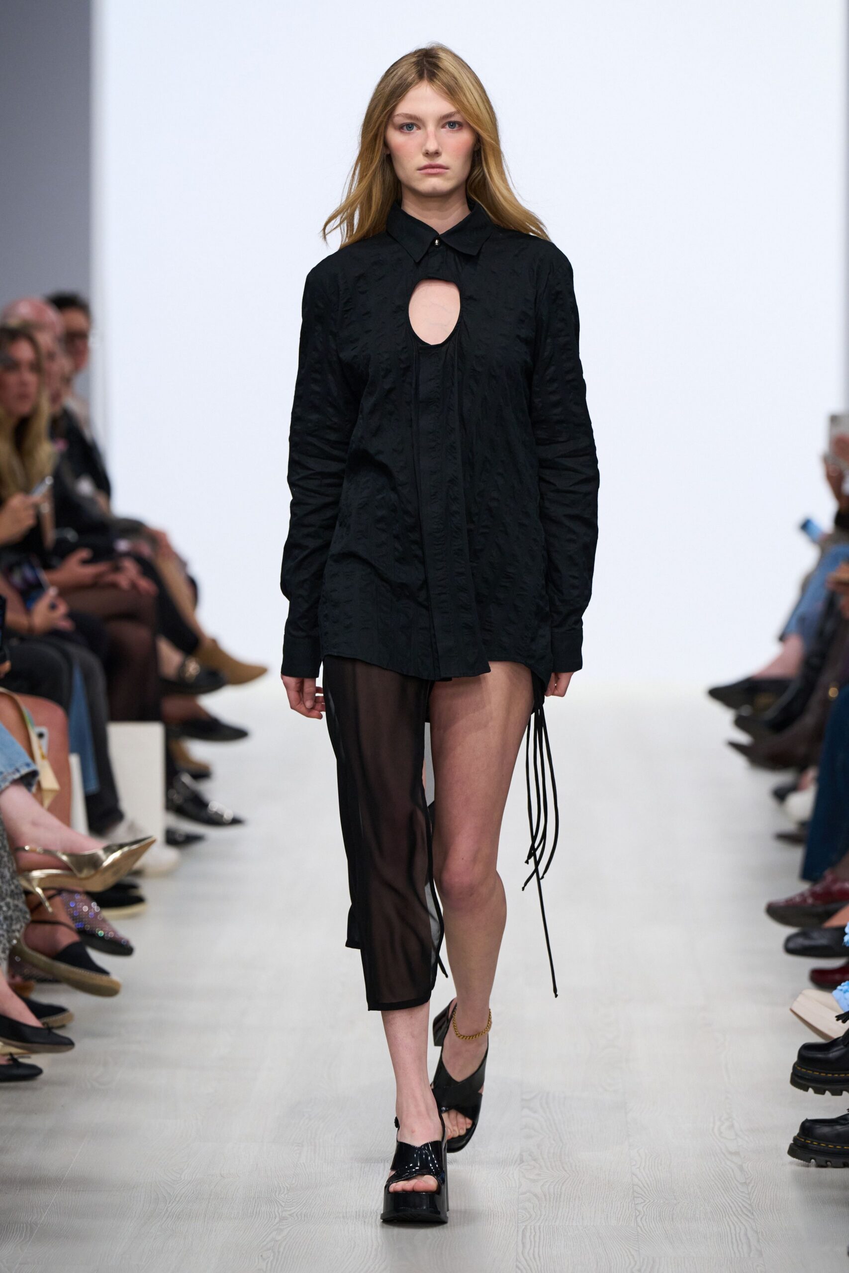 black cotton long-sleeve collared relaxed textured shirt