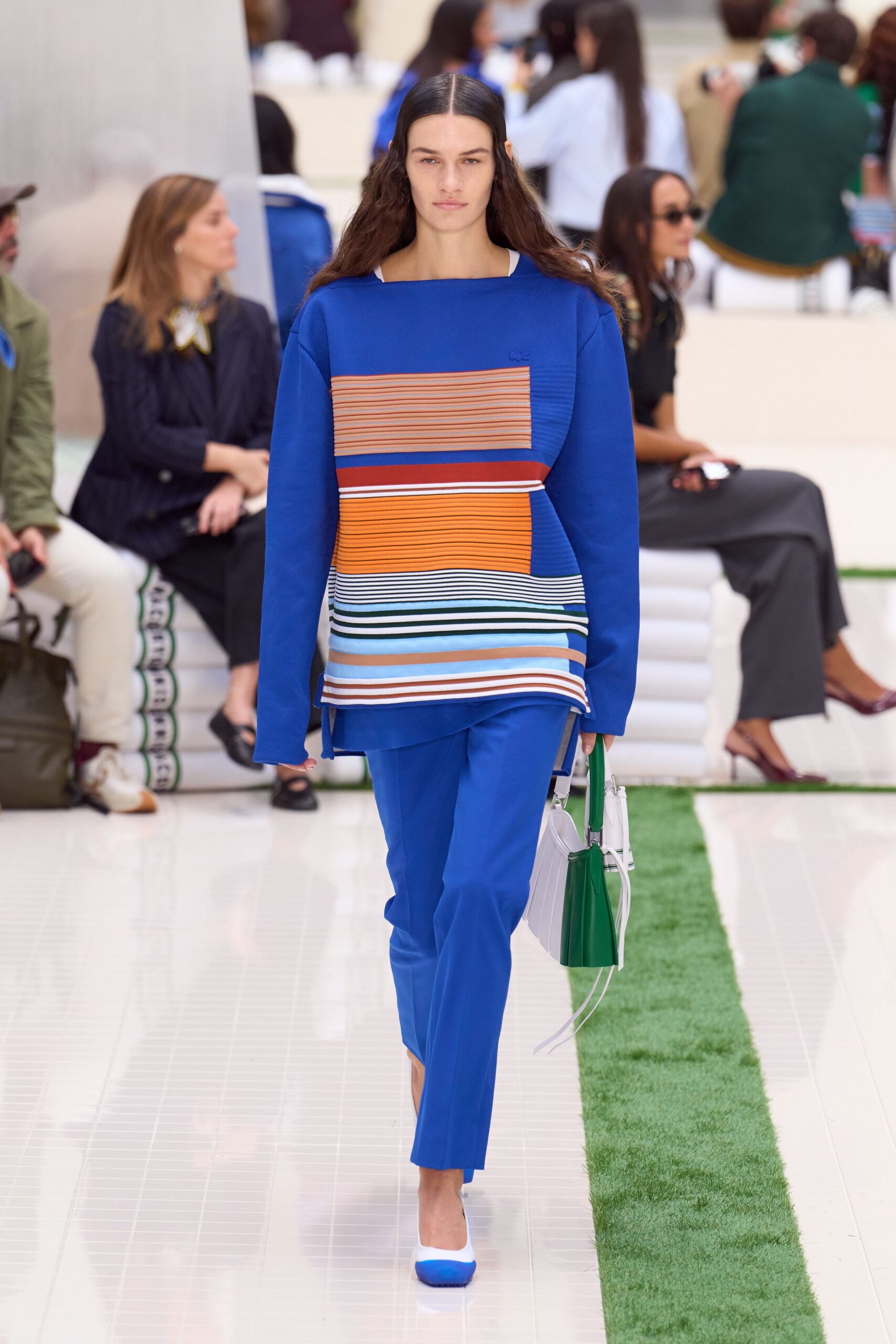 color-blocked blue top with slim pants
