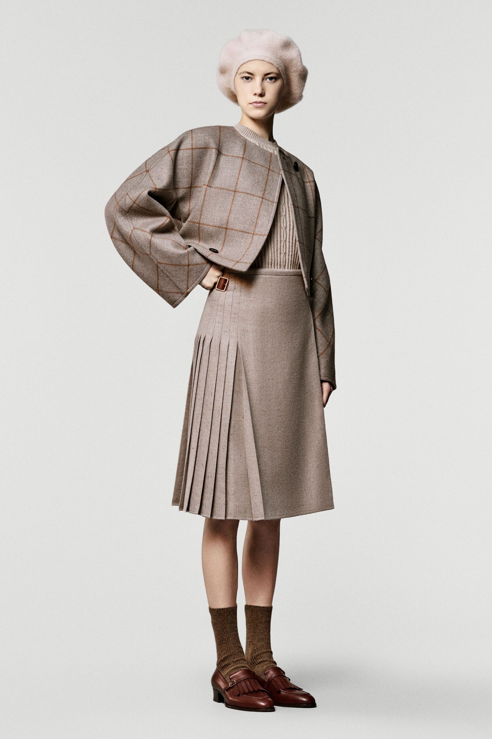 beige wool long-sleeve collared relaxed checked jacket