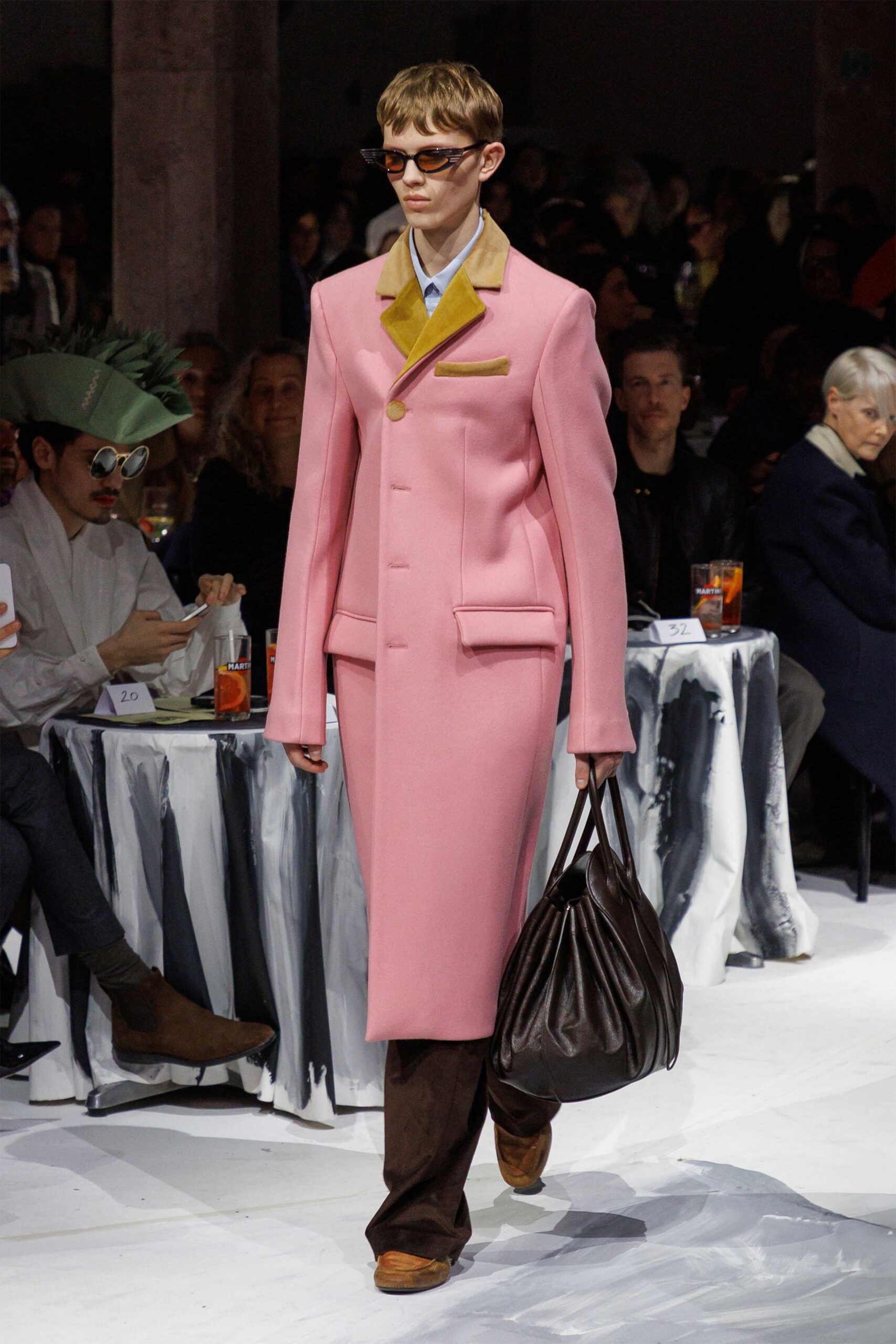 pink wool long-sleeve collared relaxed buttoned coat