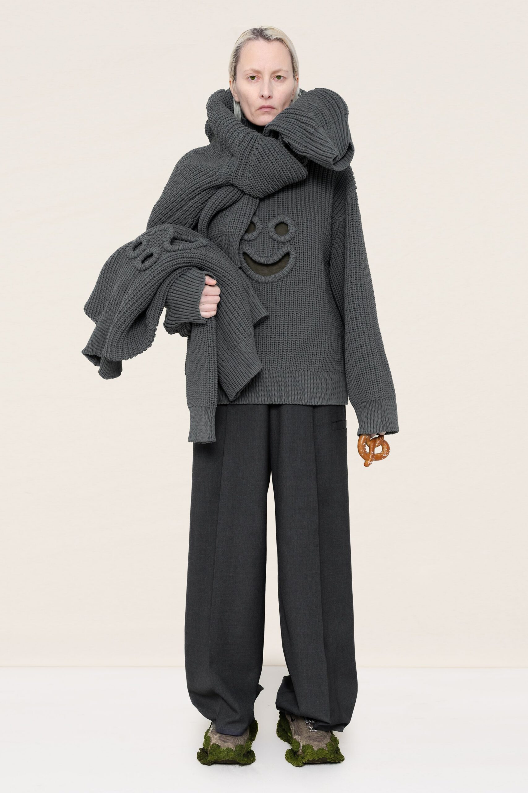 gray knit long-sleeve collared oversized embroidered sweater