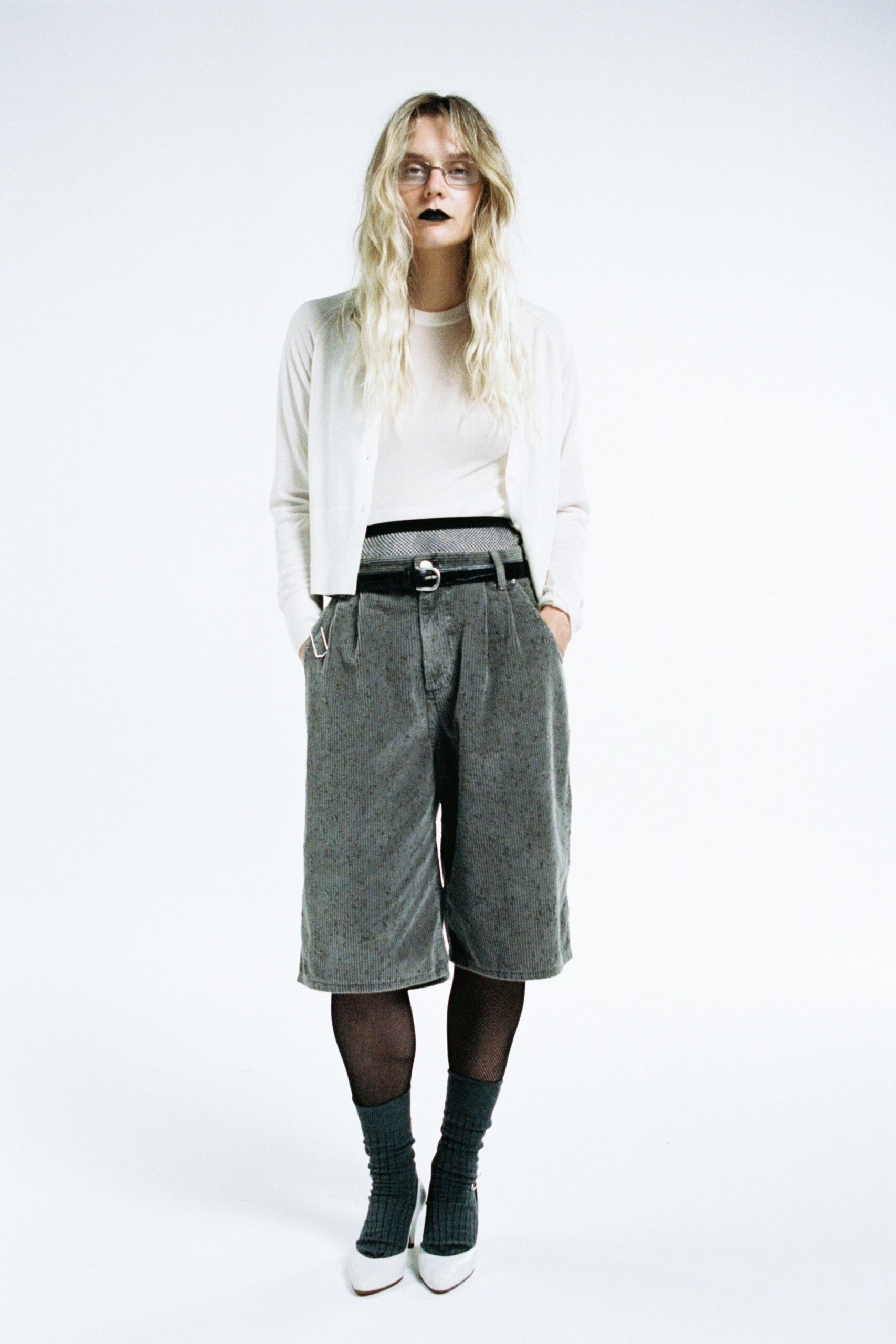 white cotton long-sleeve collared relaxed cardigan