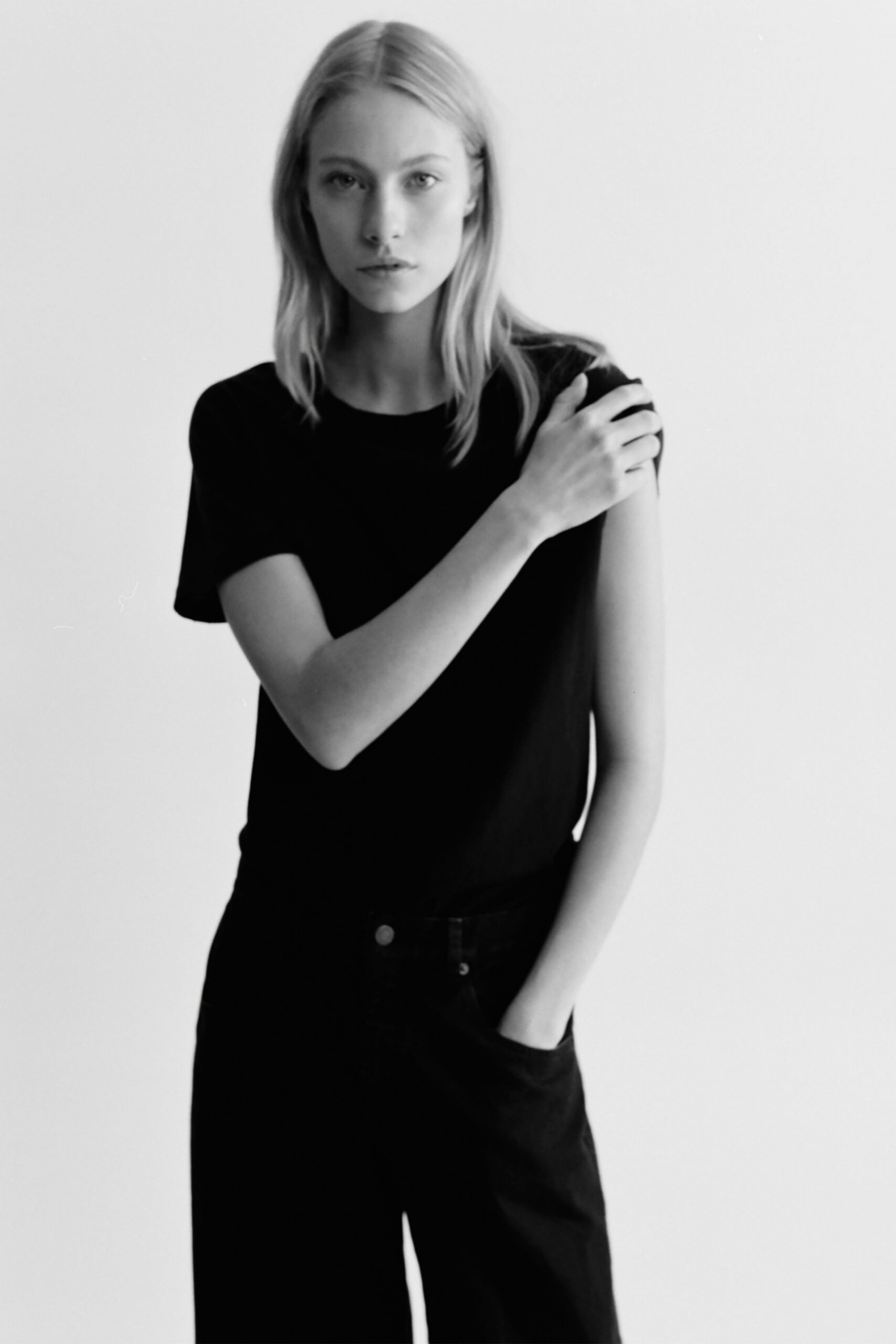 black relaxed t-shirt and pants