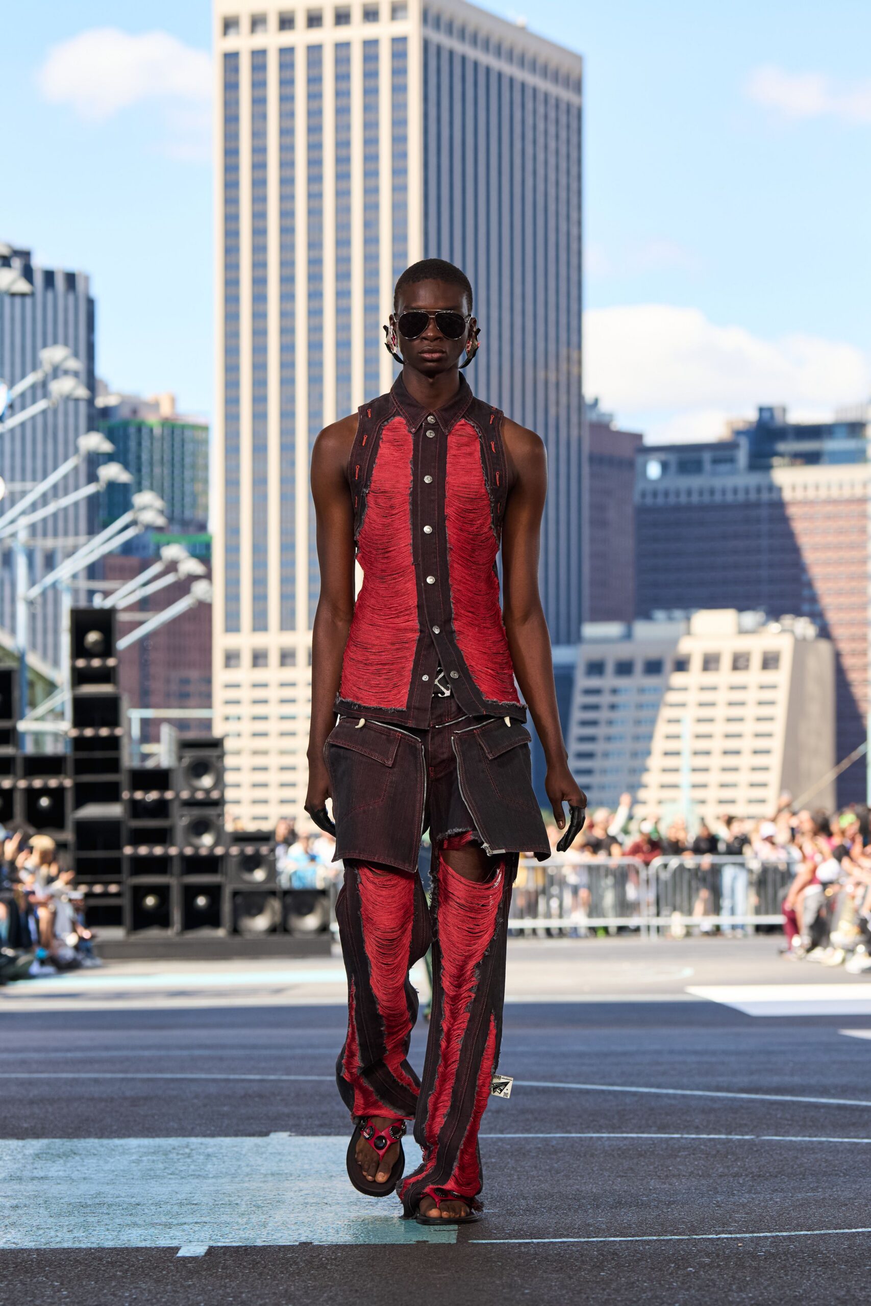red cotton sleeveless collared fitted zippered pockets jumpsuit
