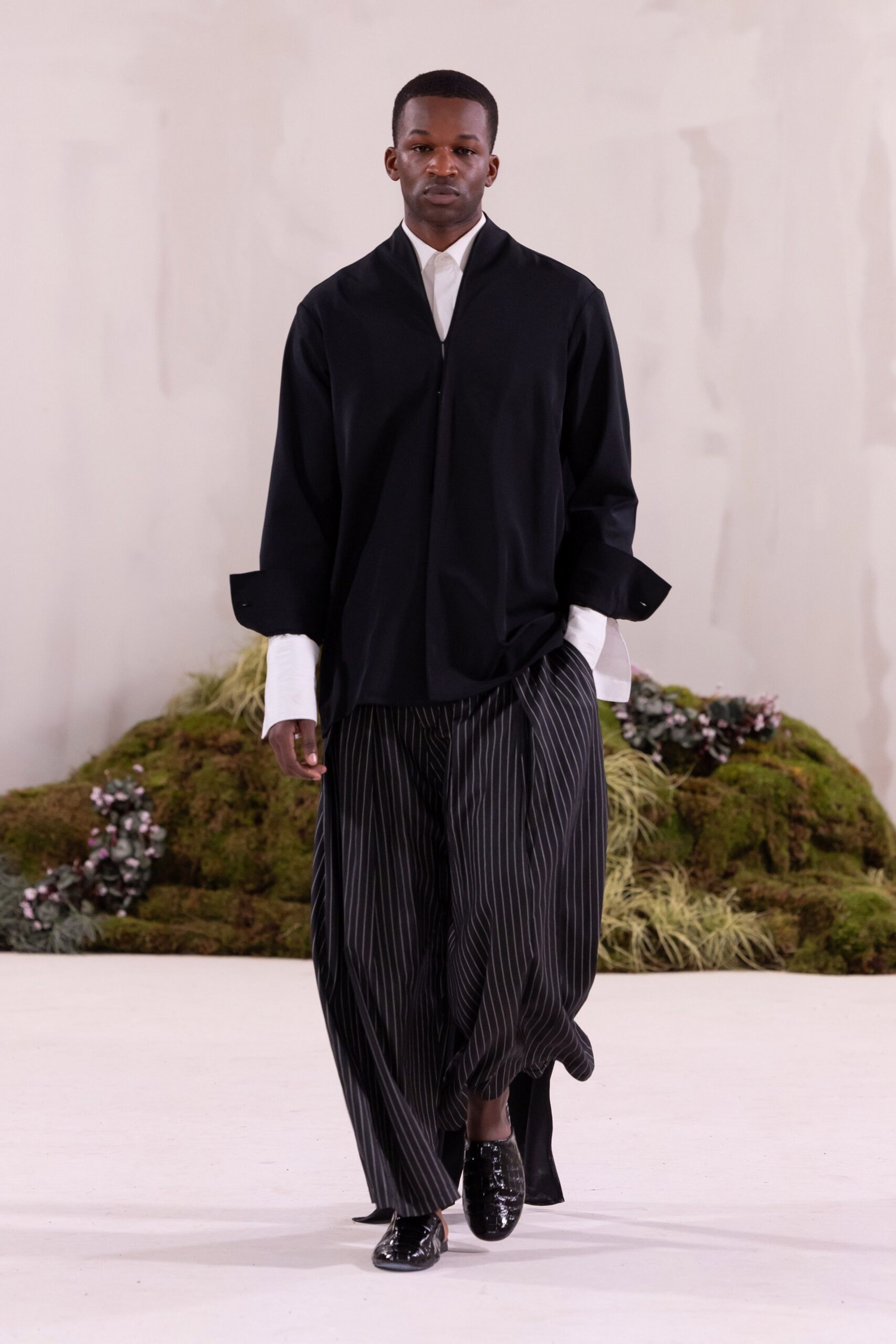 black relaxed shirt and pants