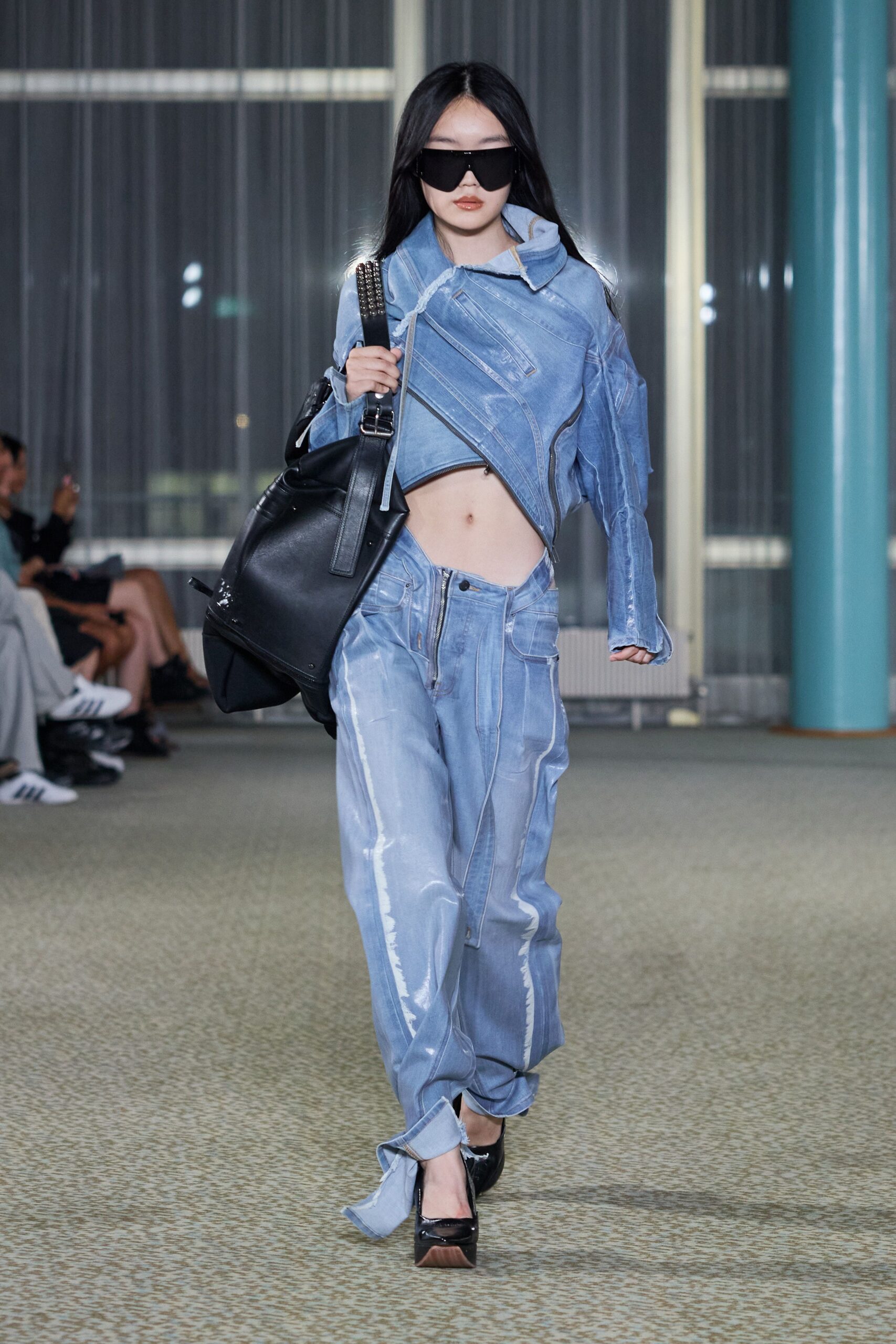 blue denim long-sleeve collared fitted zippered distressed jacket