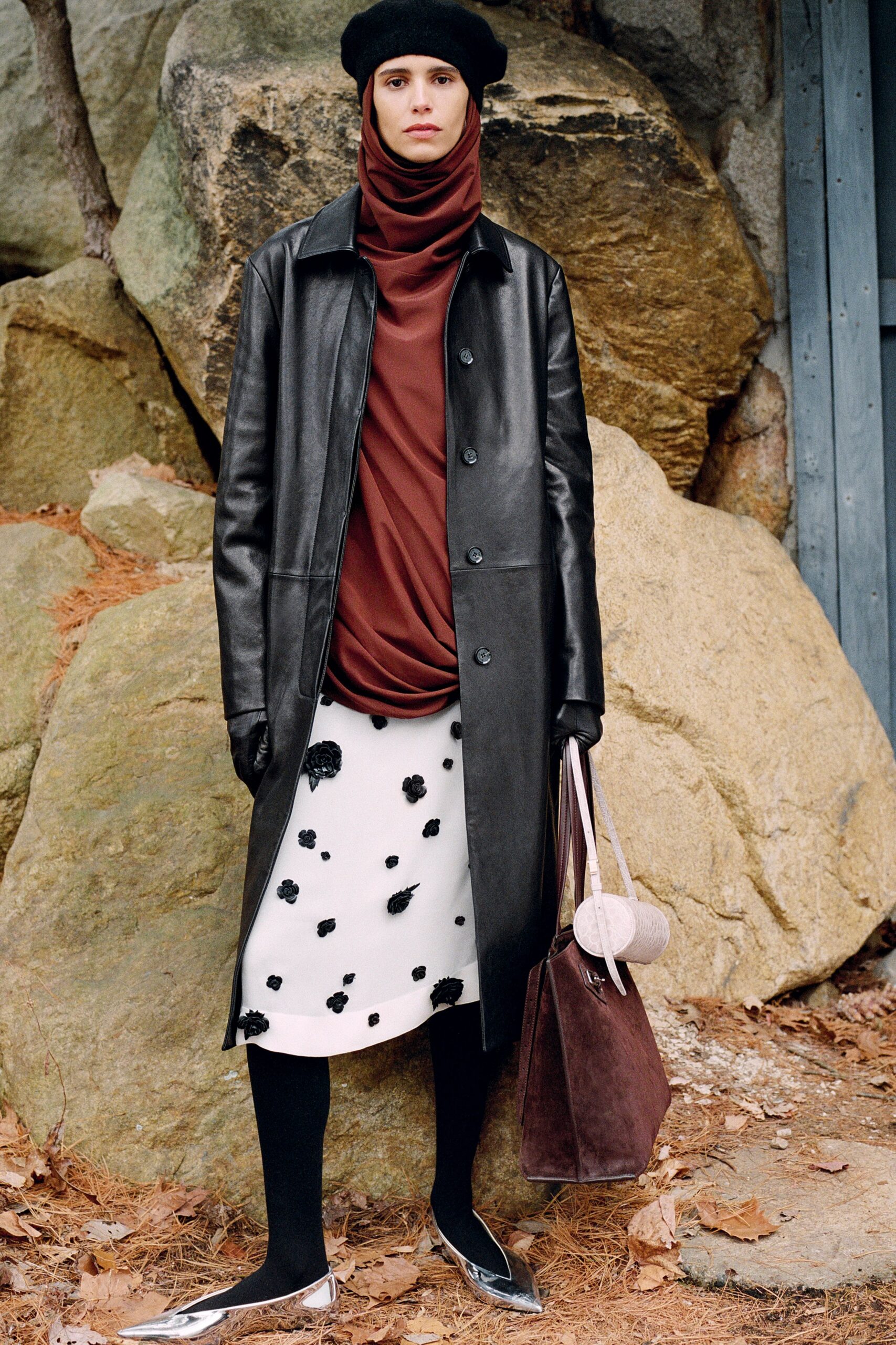 white cotton fitted polka-dot skirt