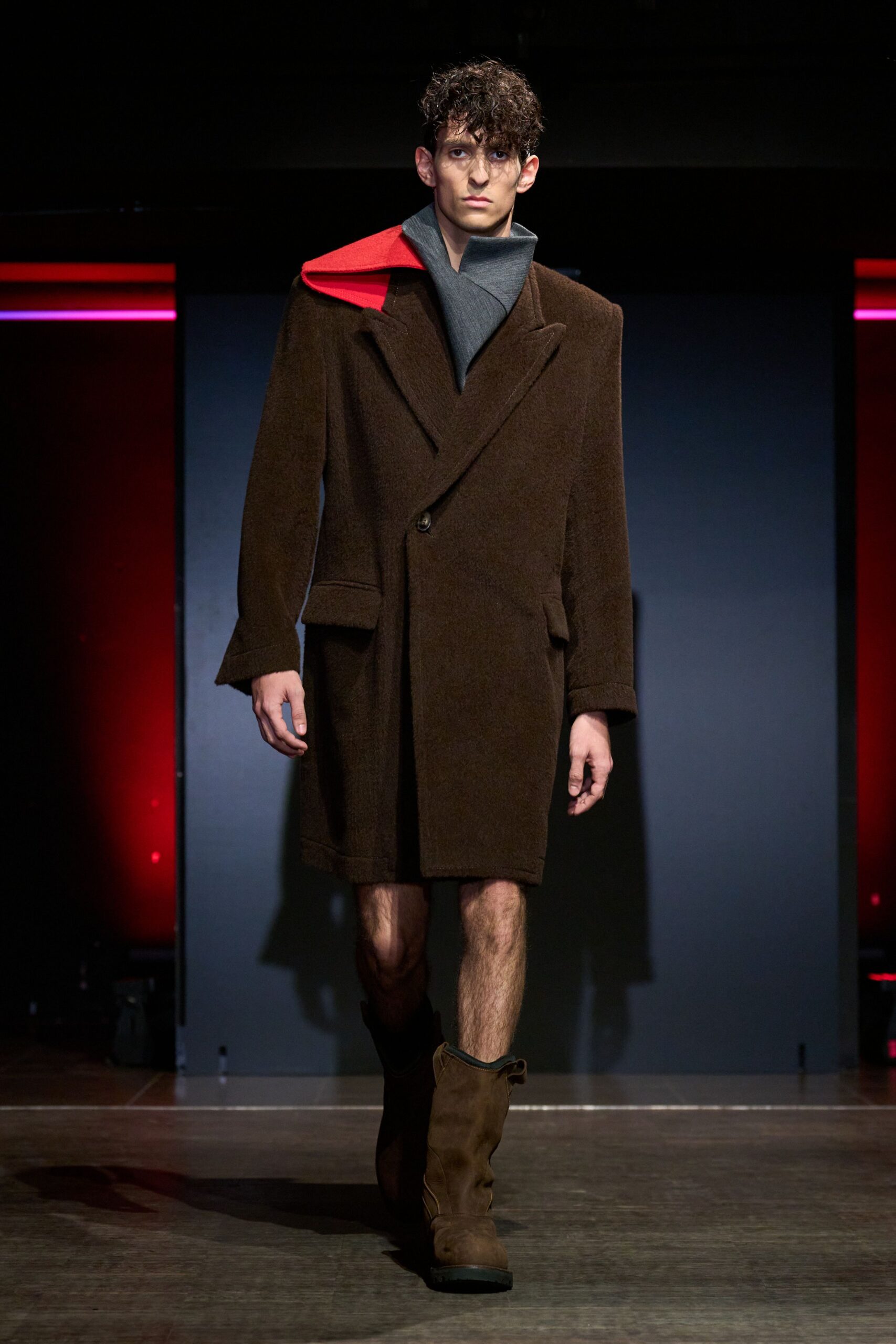 brown wool long-sleeve collared relaxed buttoned midi coat
