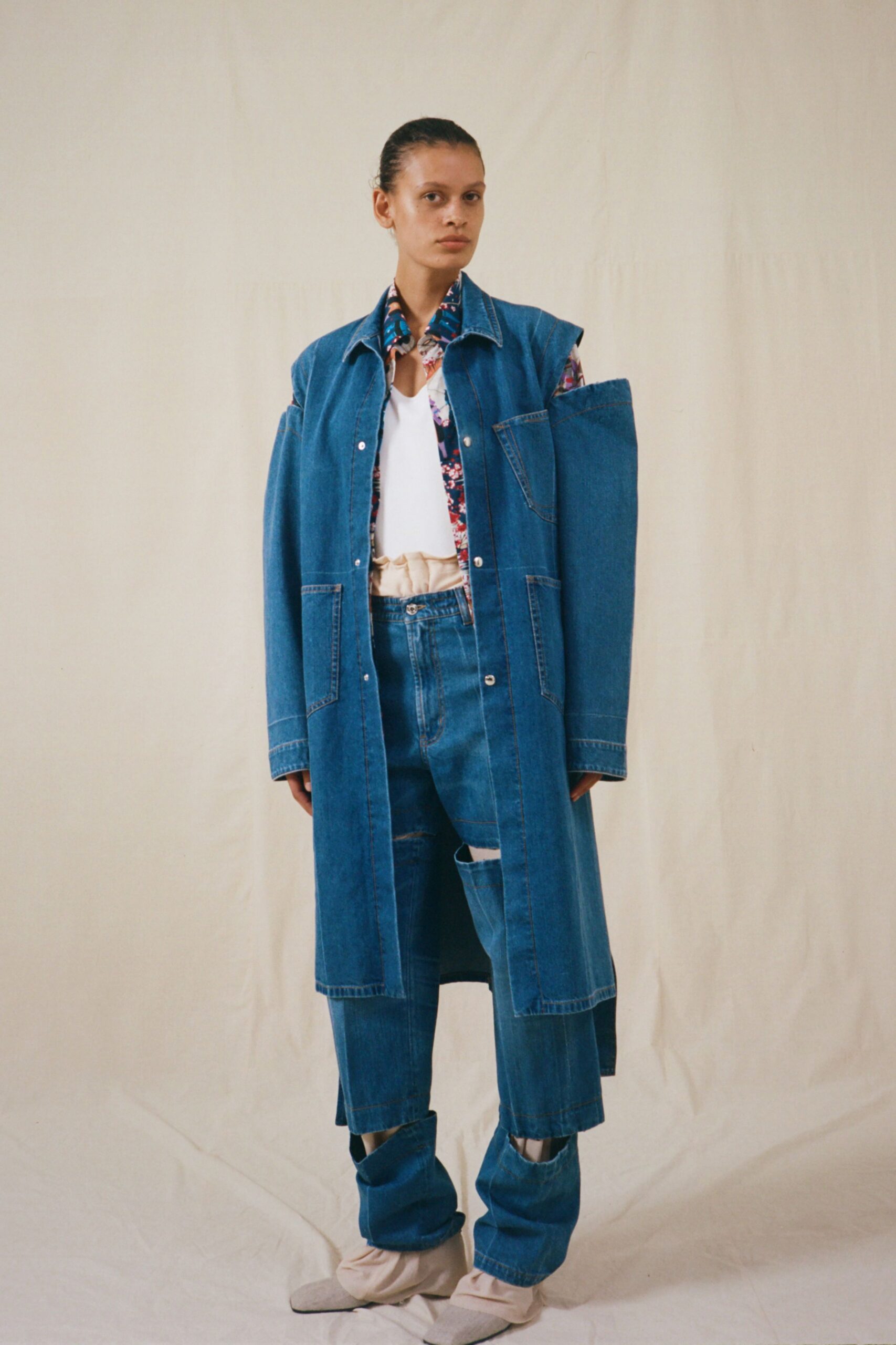 blue denim long-sleeve collared relaxed buttoned pockets coat
