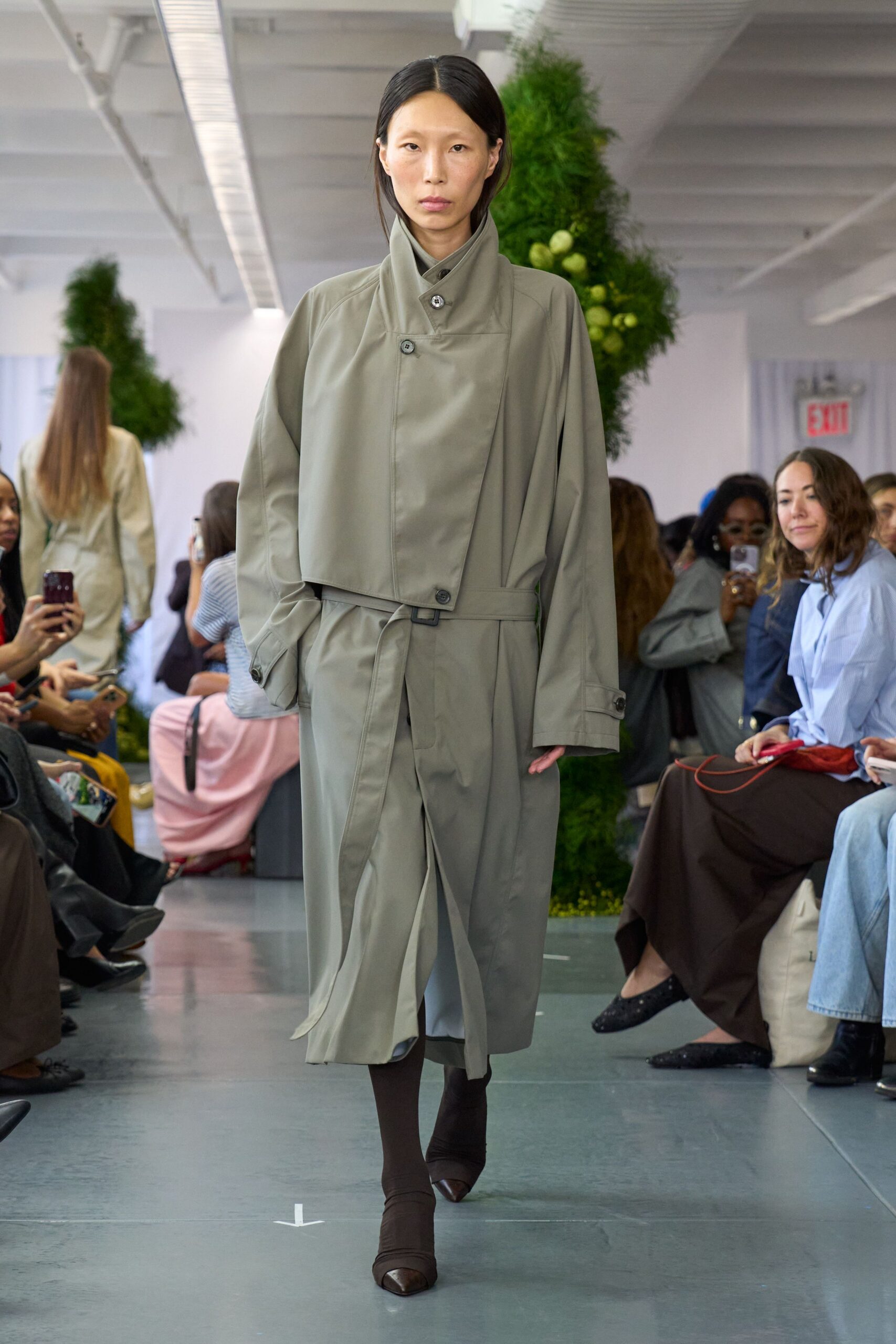gray cotton long-sleeve collared relaxed buttoned belted coat