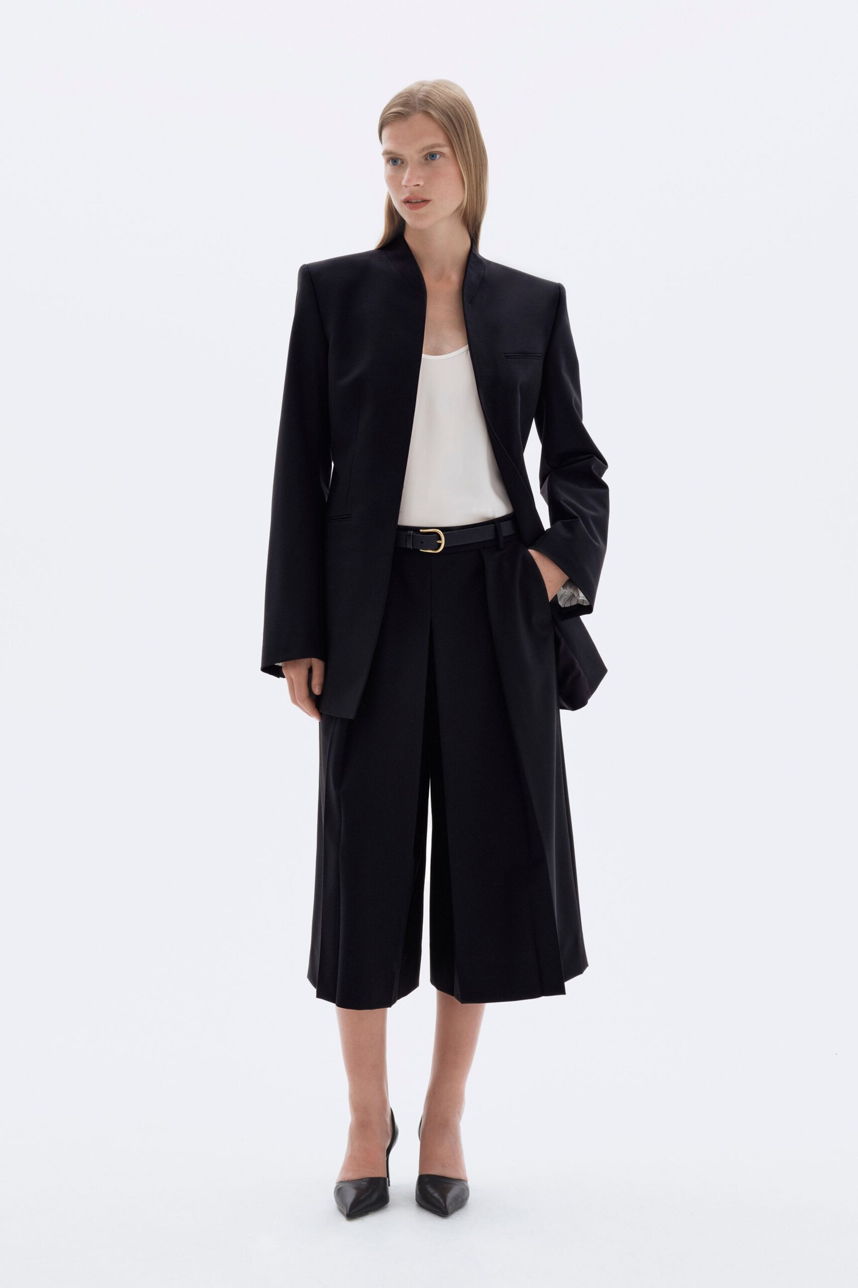 black blazer white top relaxed pants