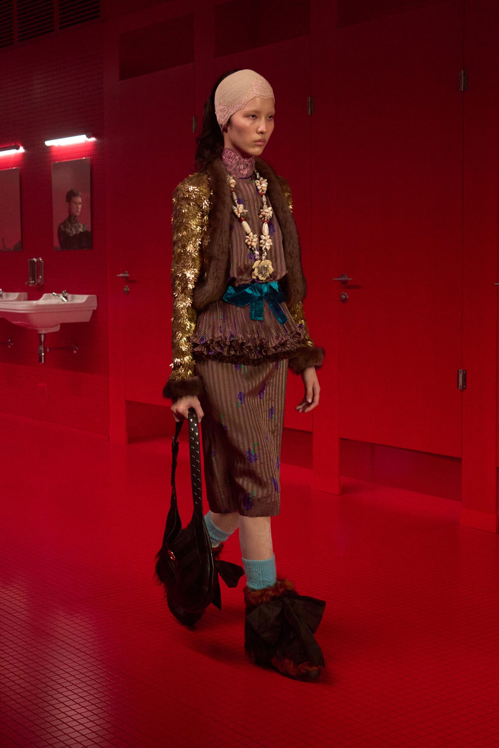 gold fur long-sleeve fitted sequined layered jacket