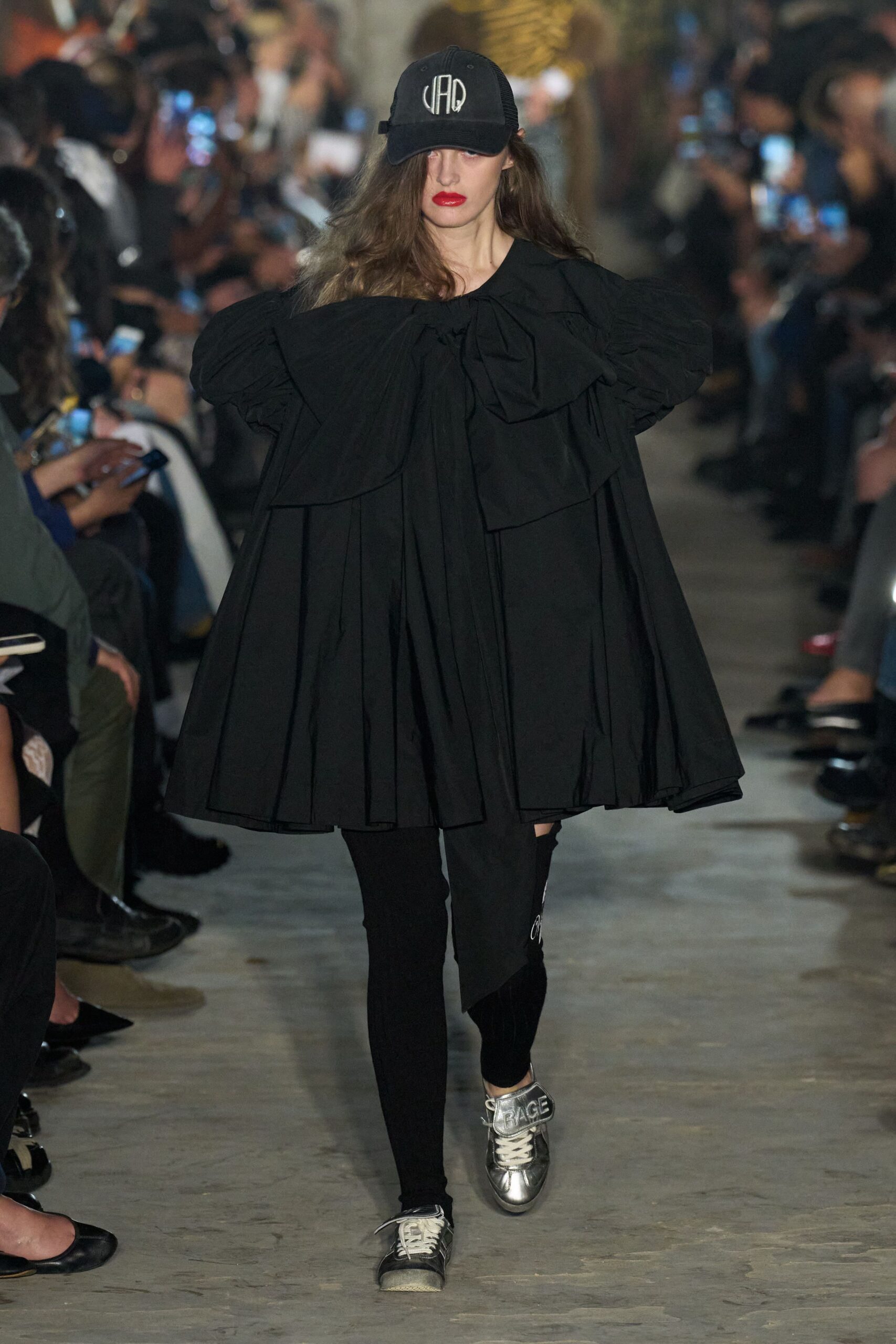 black cotton long-sleeve collared relaxed pleated short dress