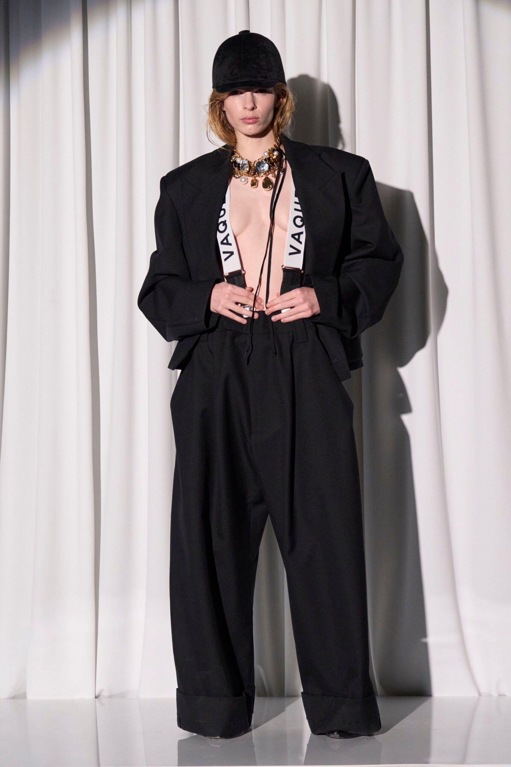 black cotton long-sleeve collared oversized buttoned jacket