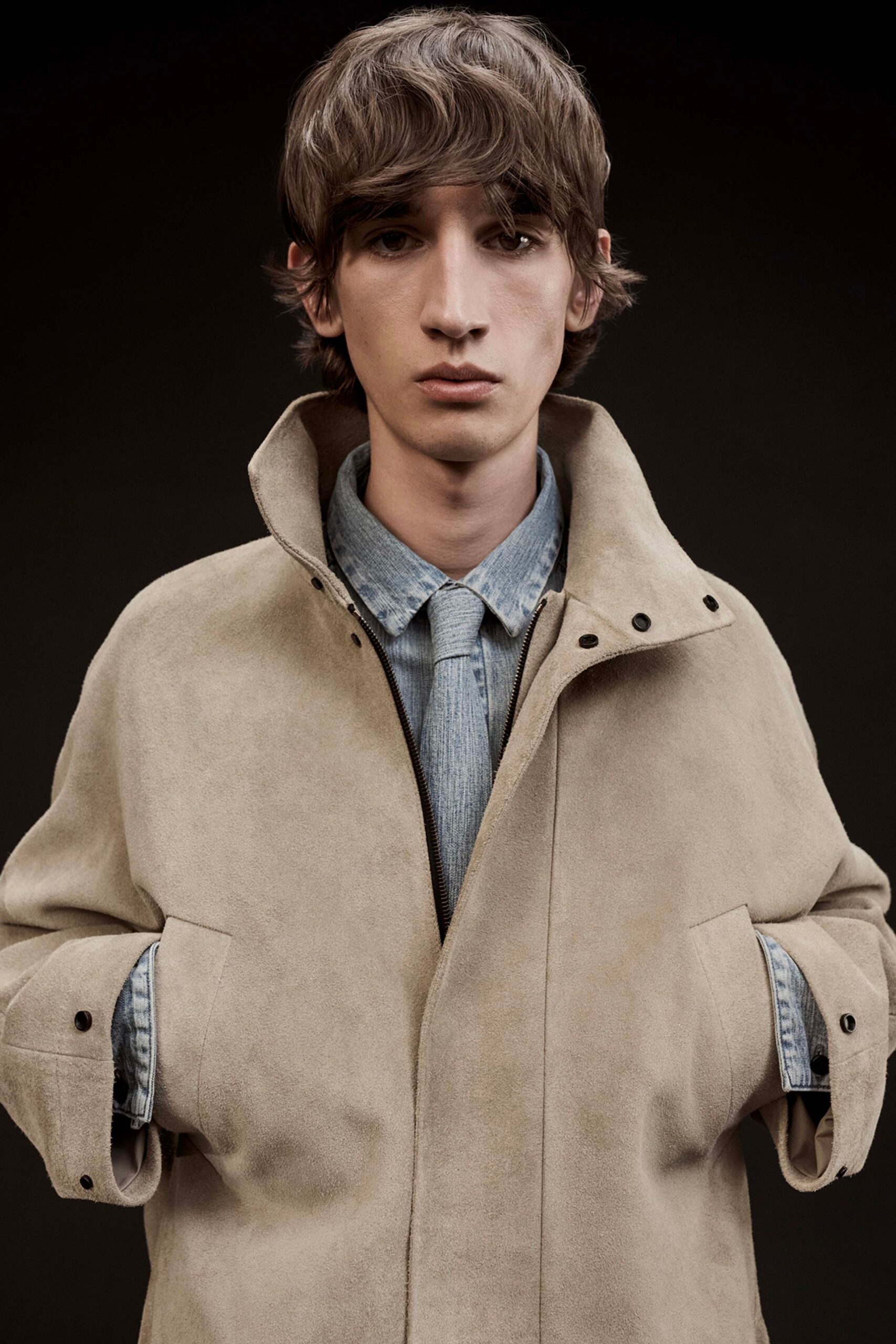 beige suede long-sleeve collared relaxed buttoned coat