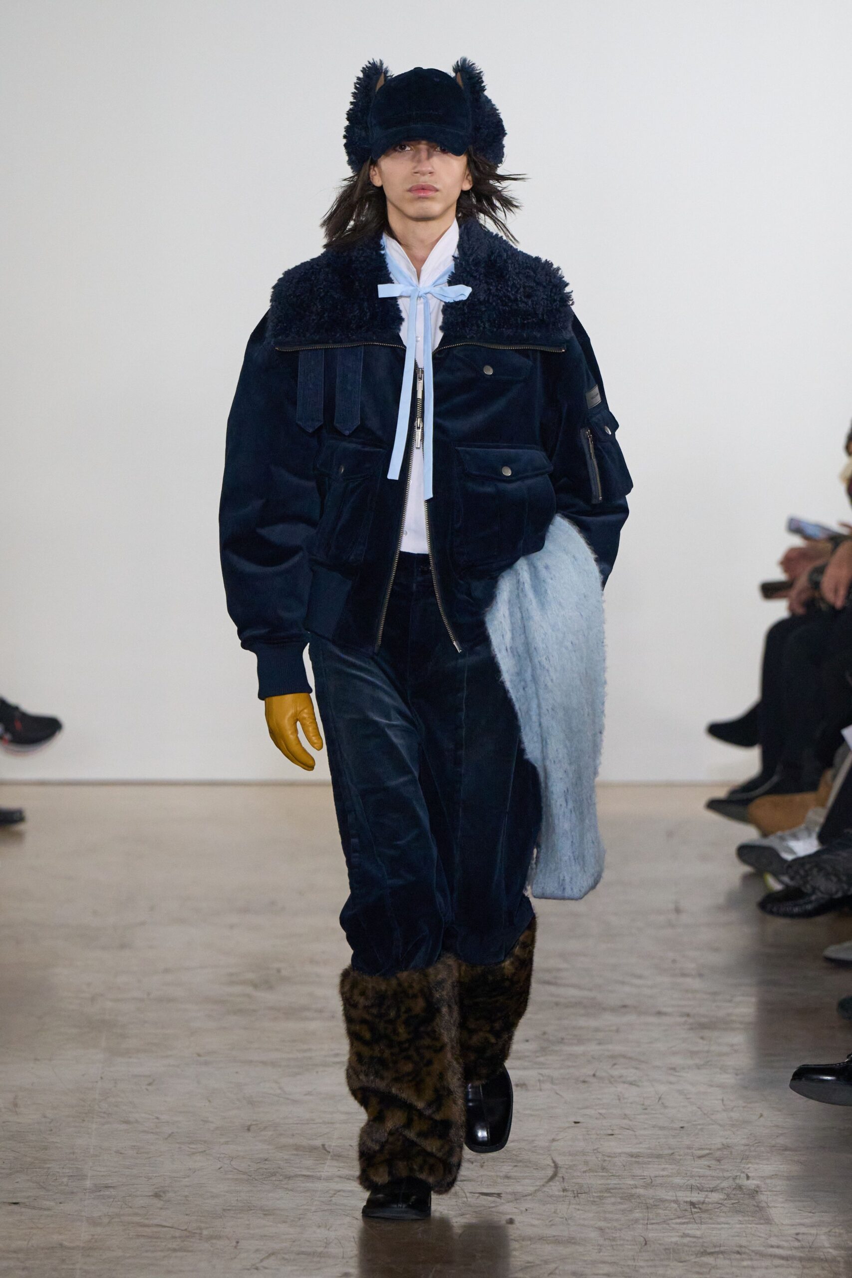 blue denim long-sleeve collared oversized pockets jacket
