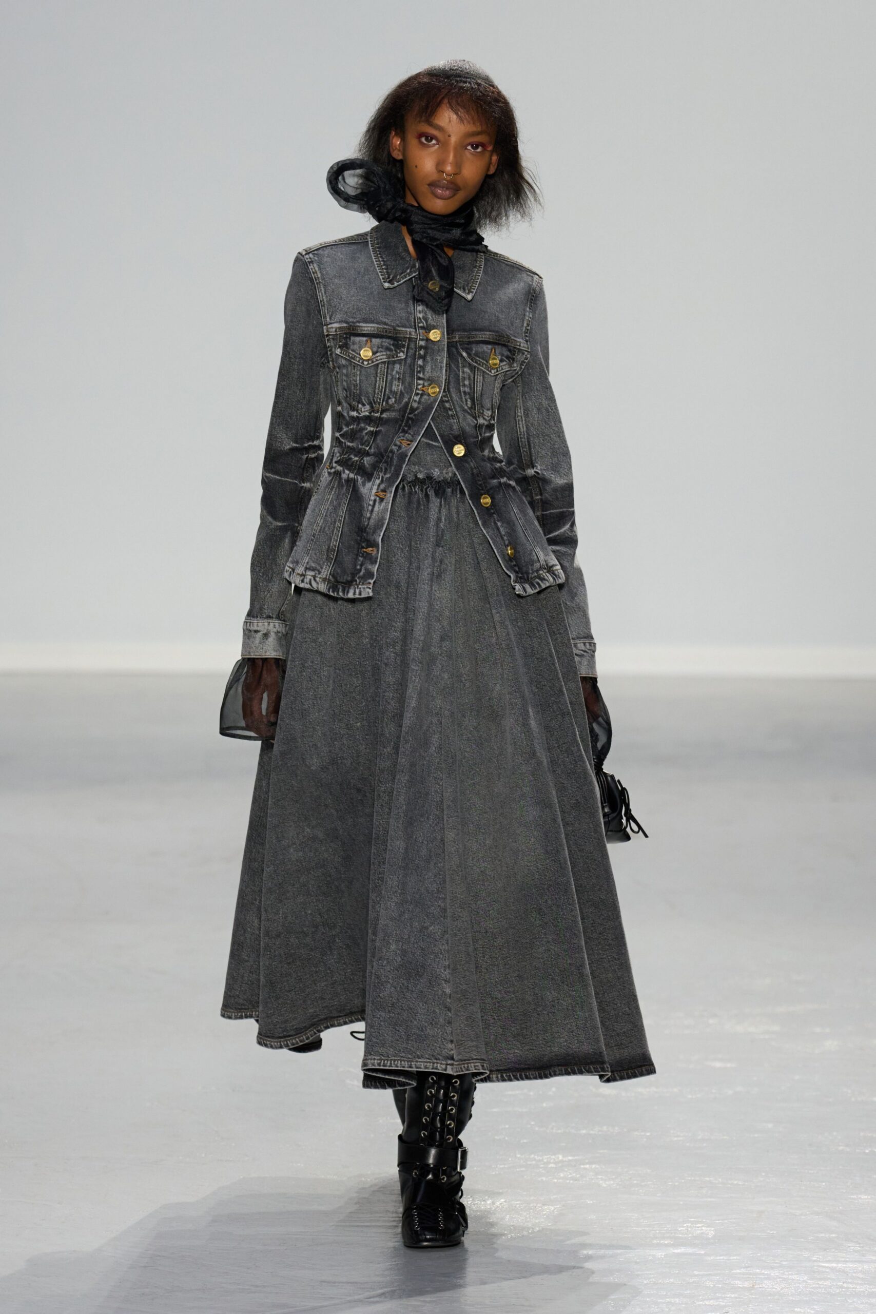 gray denim long-sleeve collared fitted buttoned pleated dress