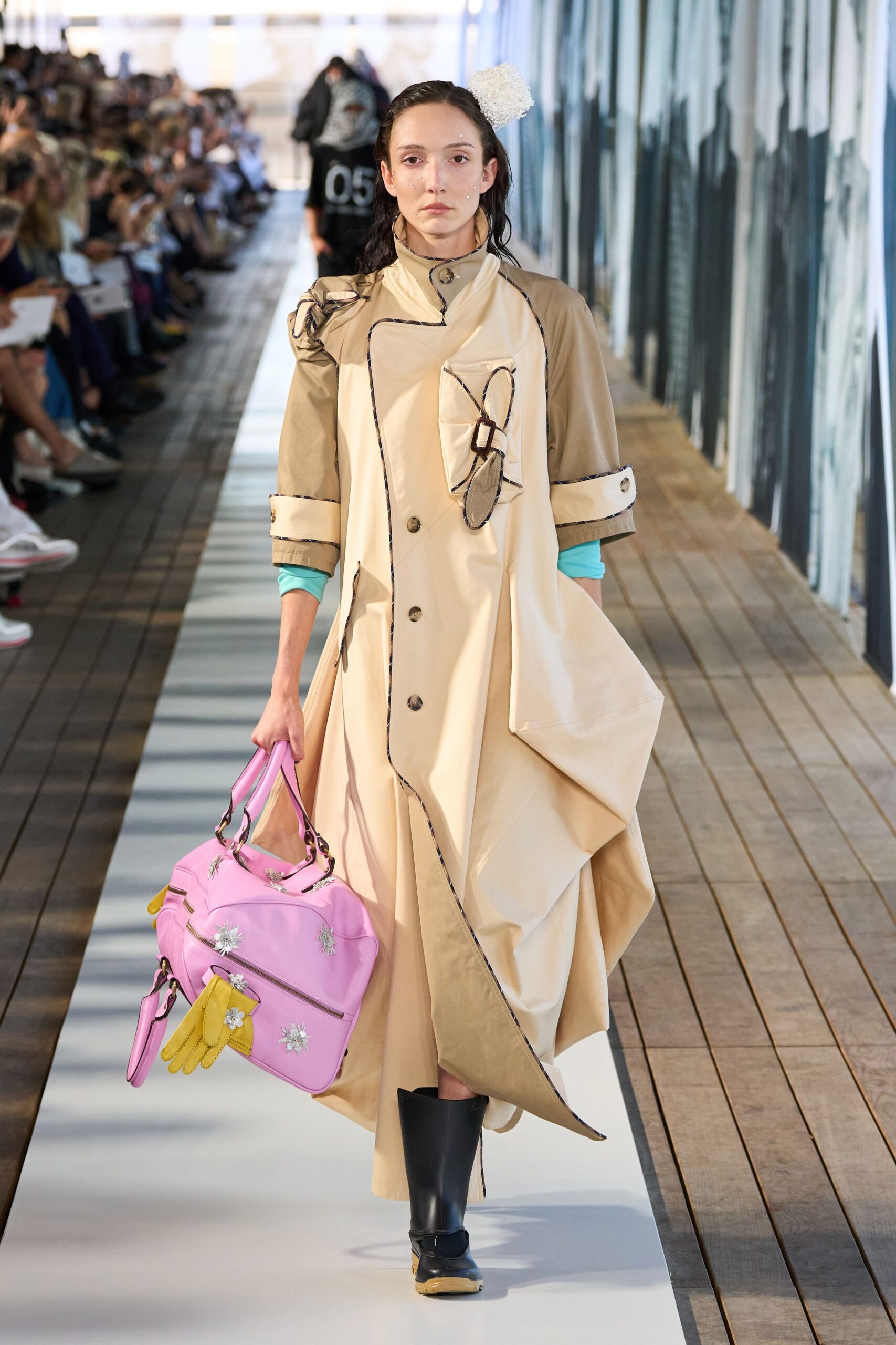 beige cotton long-sleeve collared relaxed buttoned midi coat