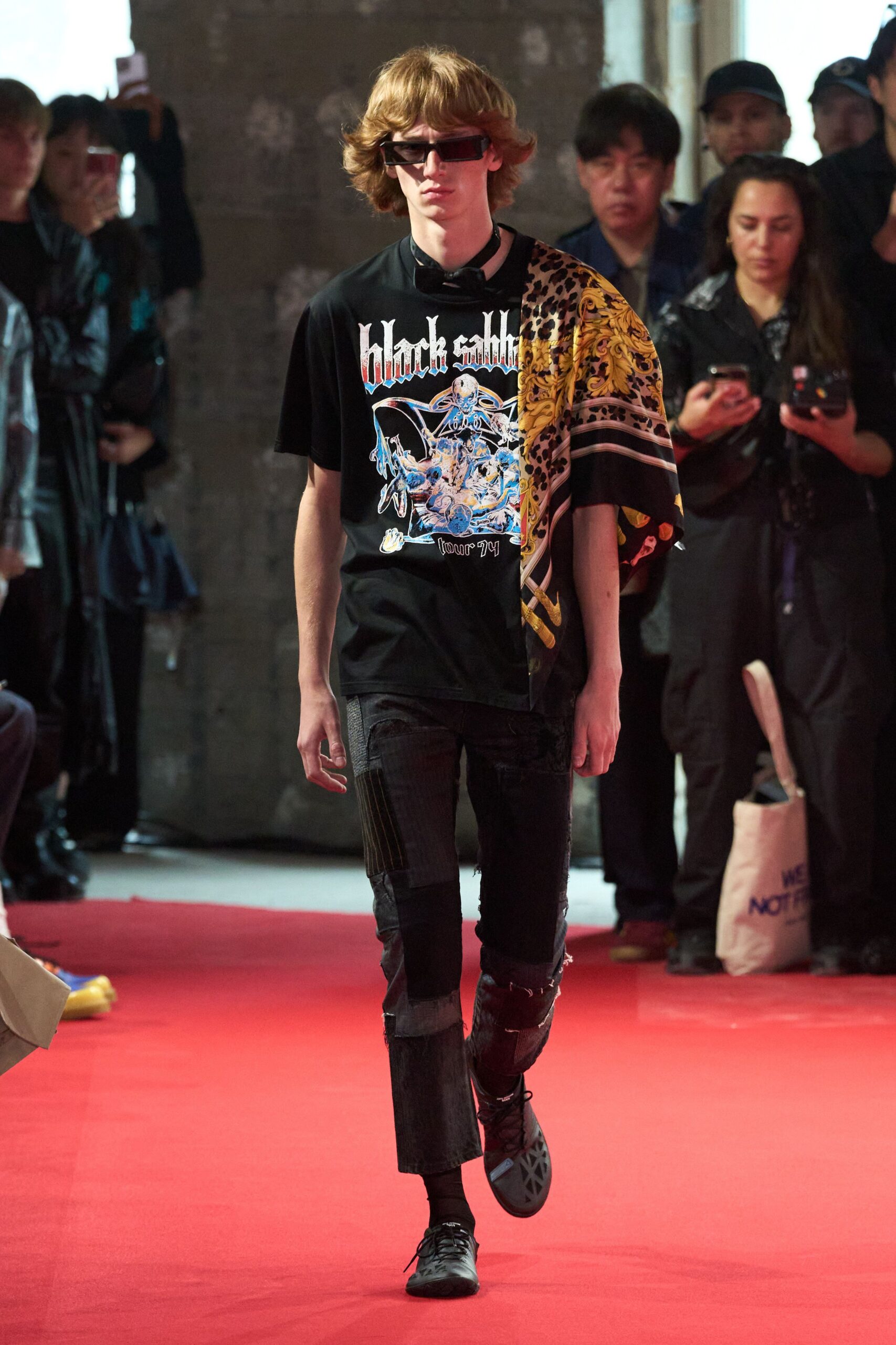 black t-shirt and pants outfit