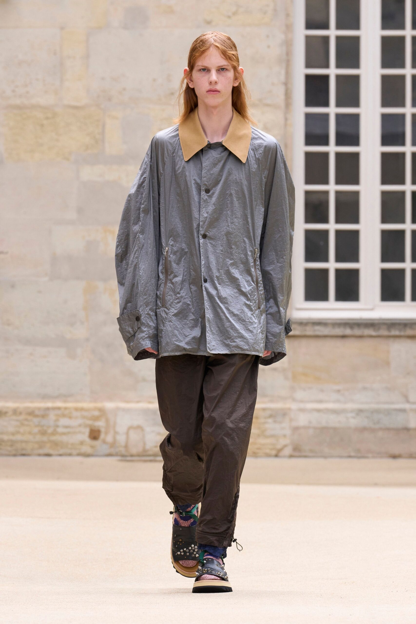 gray cotton long-sleeve collared oversized jacket