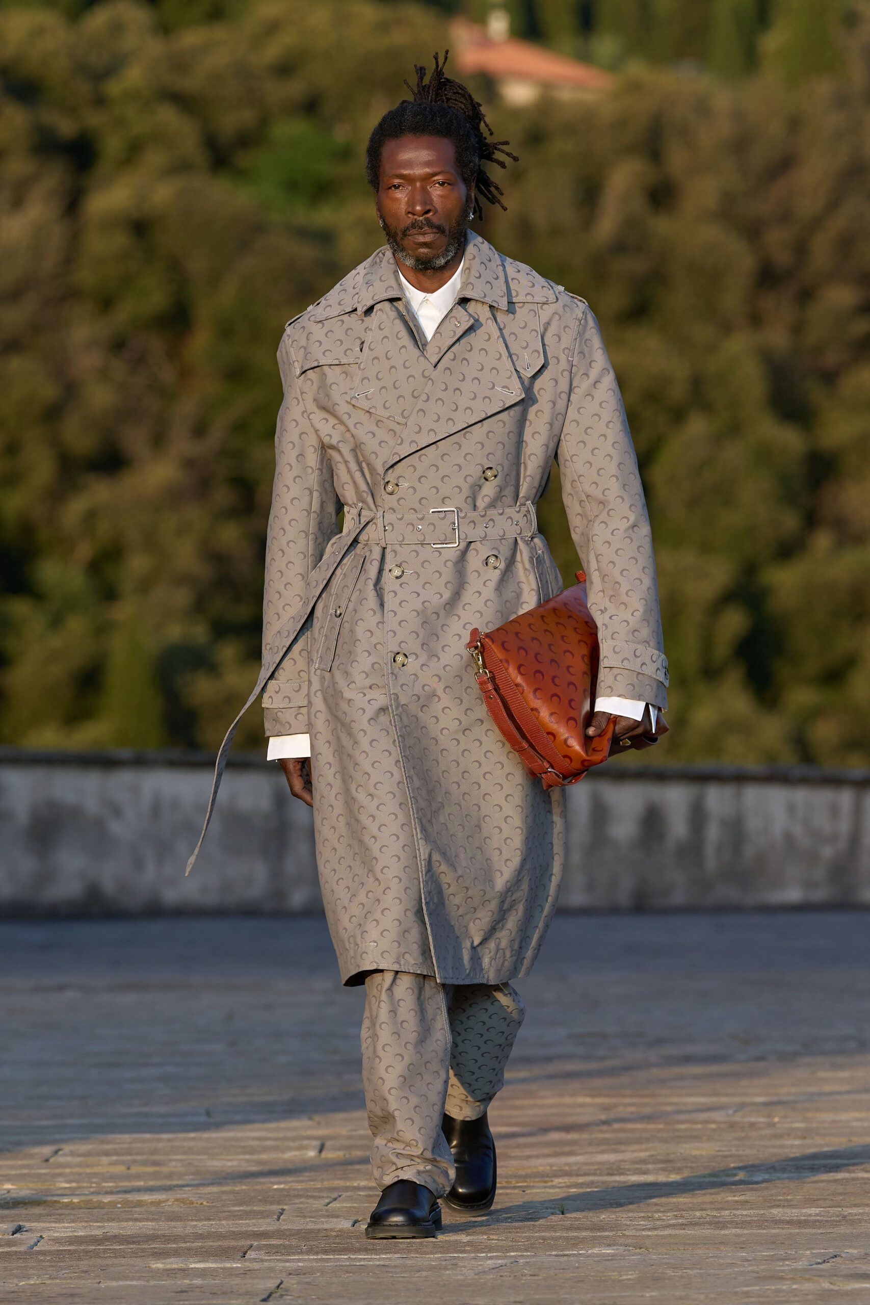 gray cotton long-sleeve collared relaxed belted printed trench
