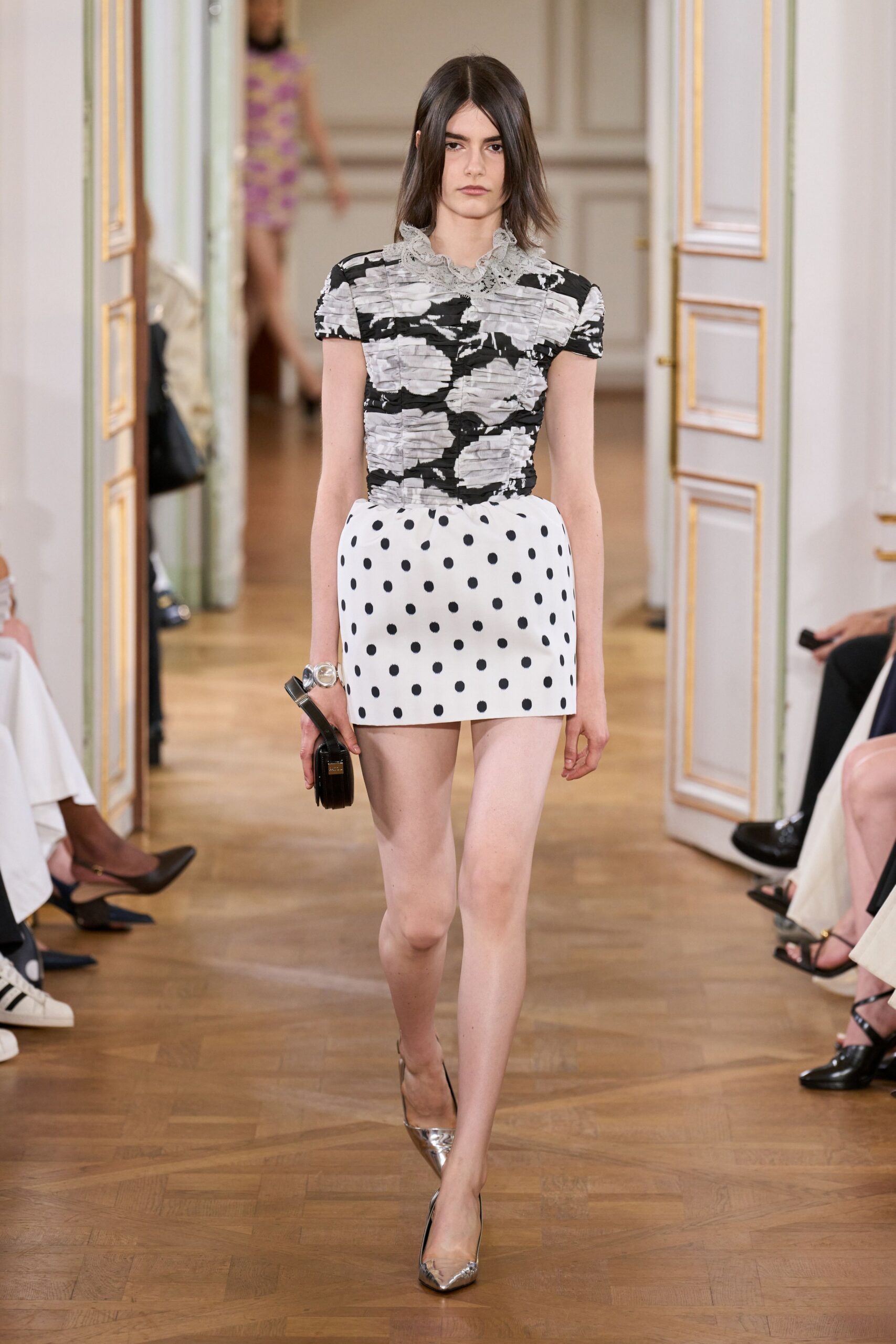 white fitted polka-dot tiered mini skirt