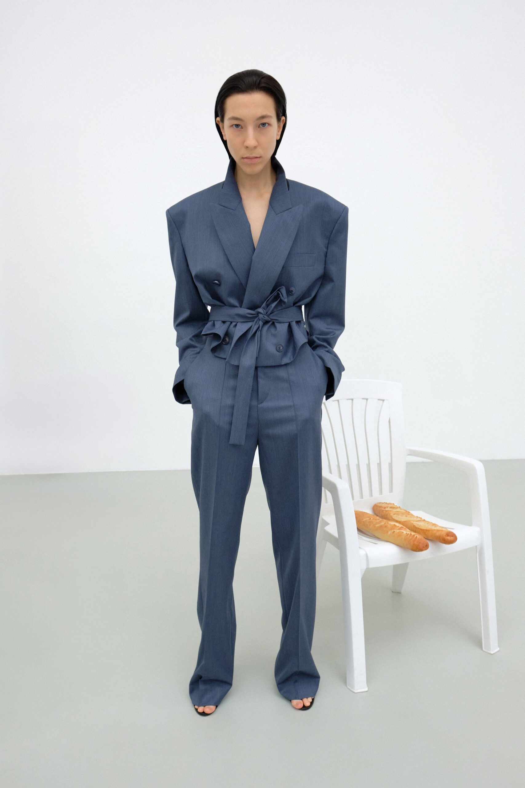 blue cotton long-sleeve collared tailored belted suit