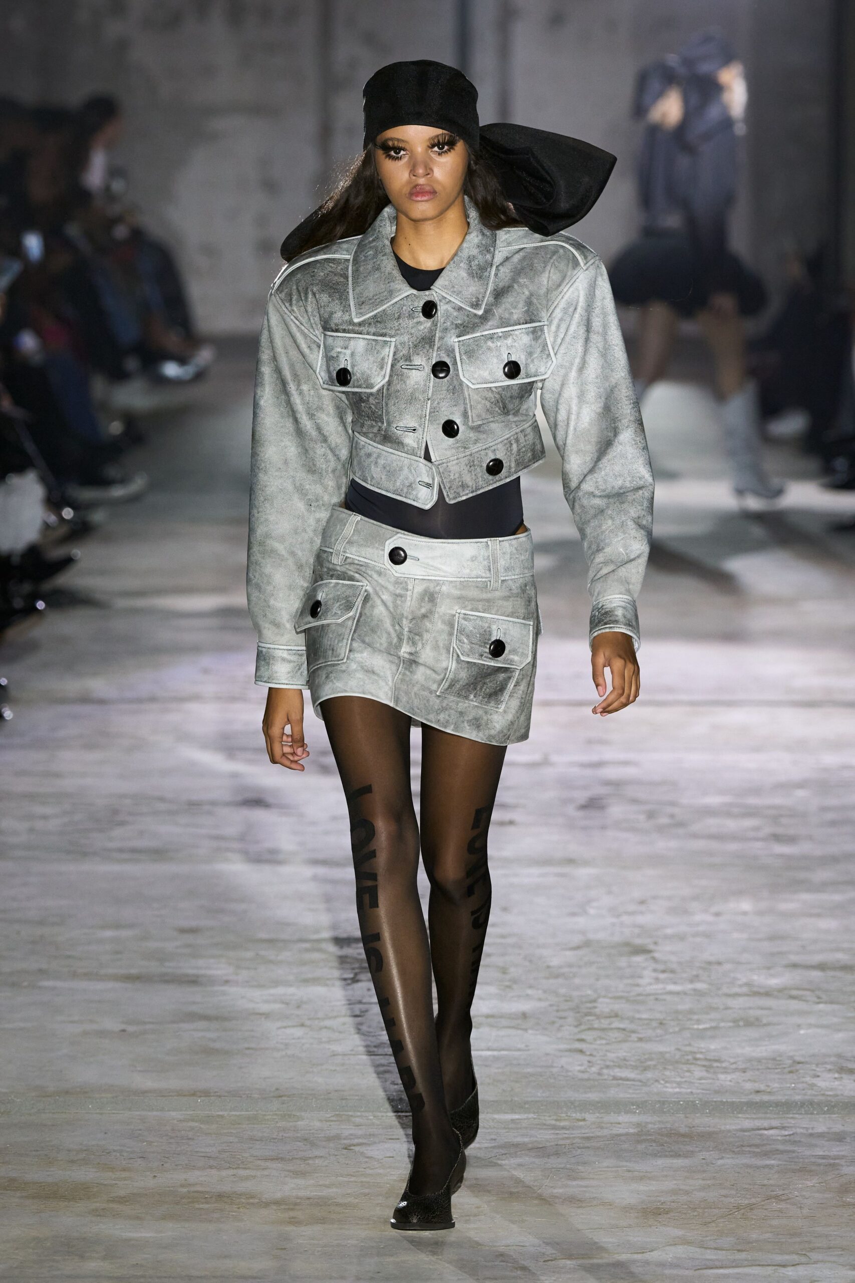 gray denim fitted pockets short skirt