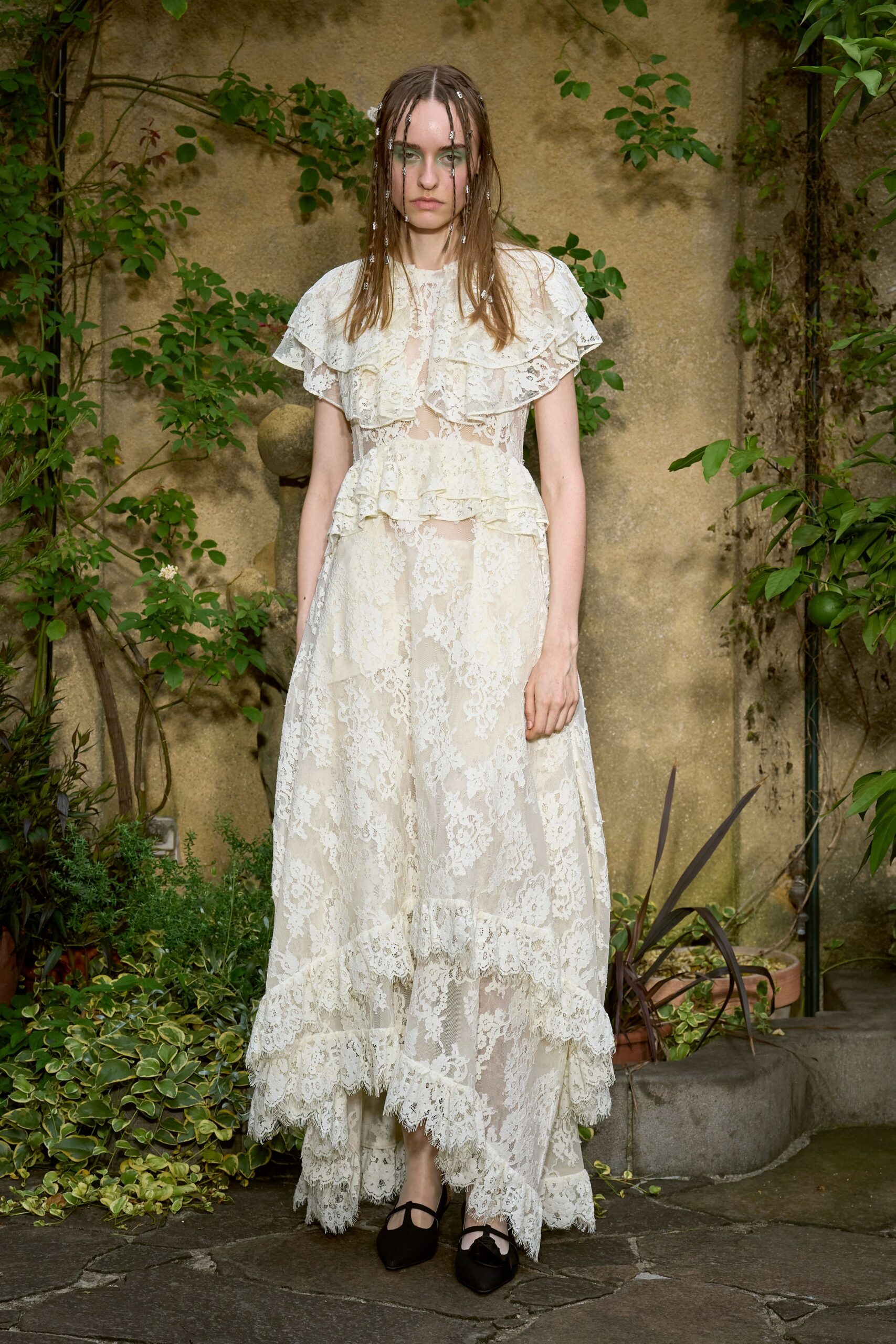 white lace sleeveless v-neck fitted layered ruffled dress