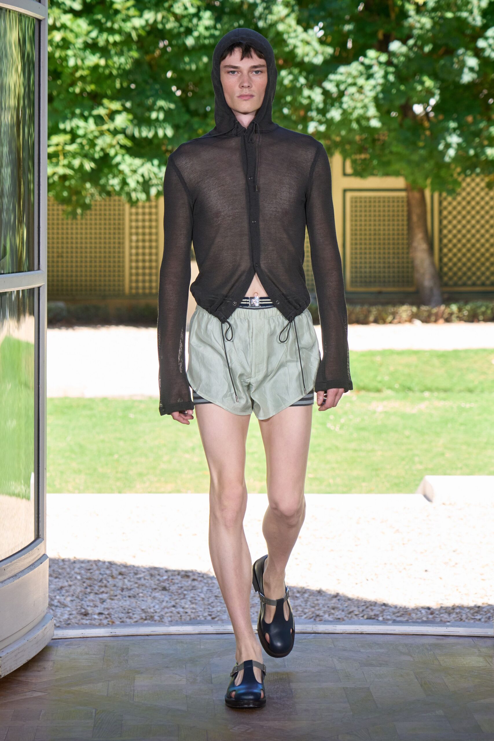 black cotton long-sleeve hooded fitted sheer cropped hoodie