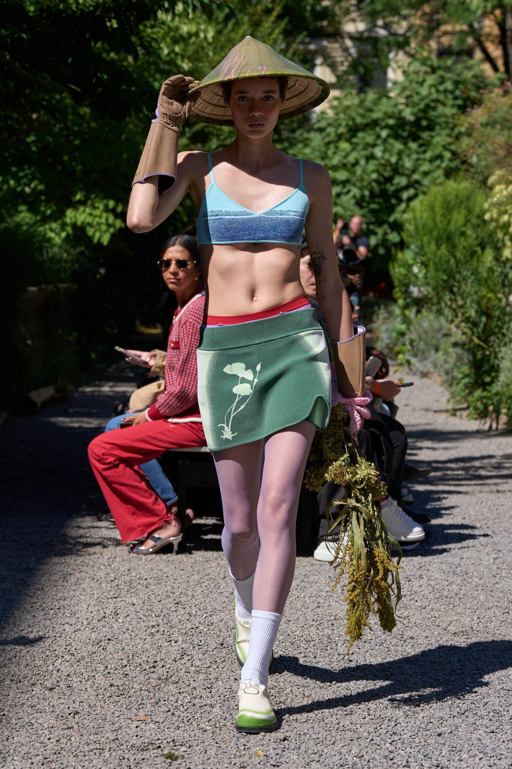 blue cotton sleeveless fitted color-blocked cropped crop-top