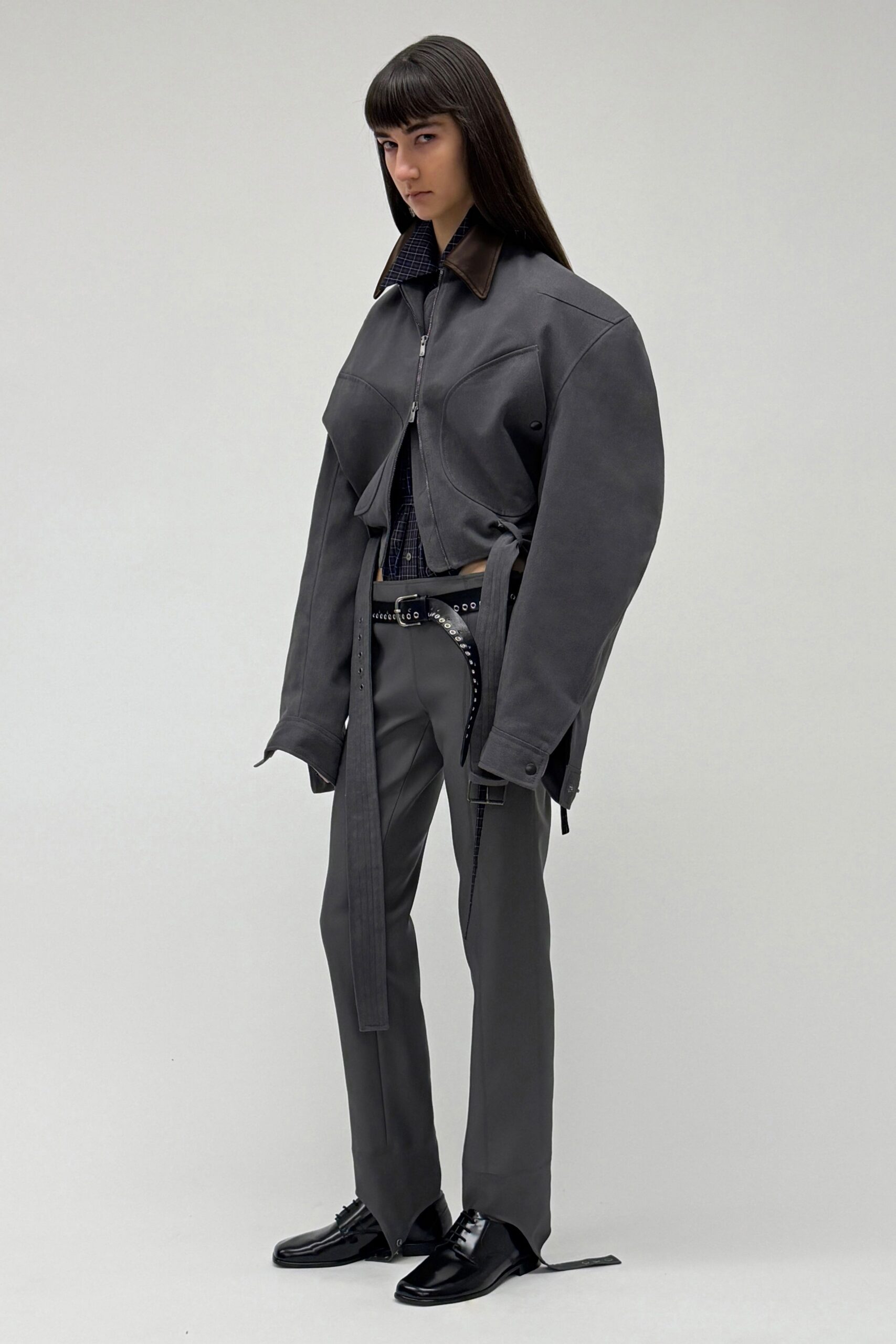 gray leather long-sleeve collared oversized zippered jacket