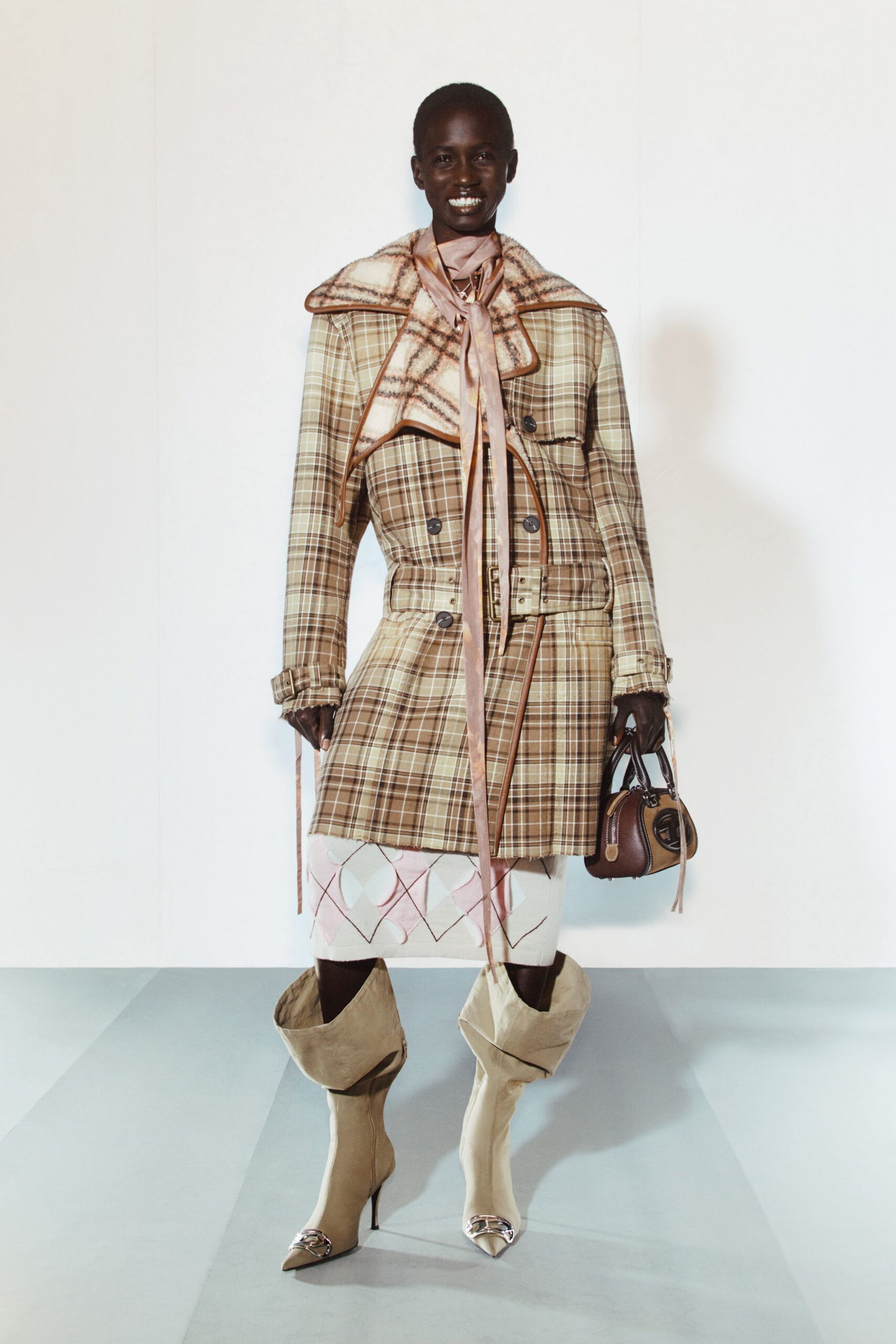 beige cotton long-sleeve collared structured checked short coat